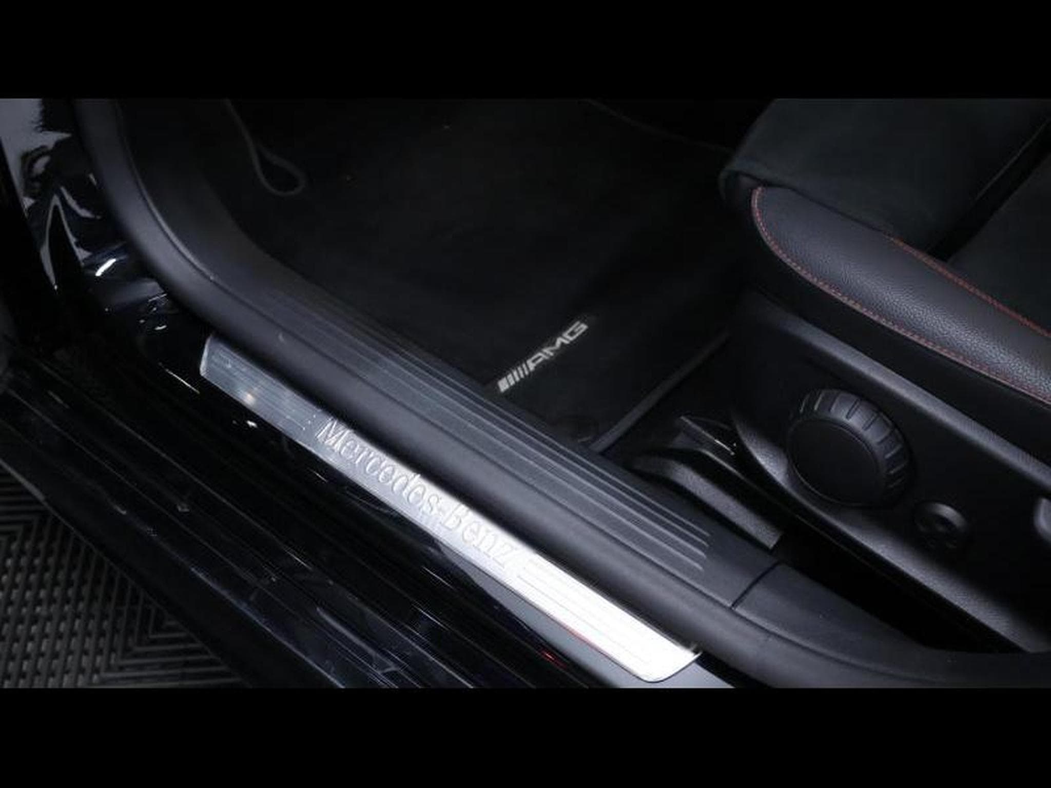 Mercedes CLA 200 d shooting brake AMG Line 8G DCT (2023) - Foto 39
