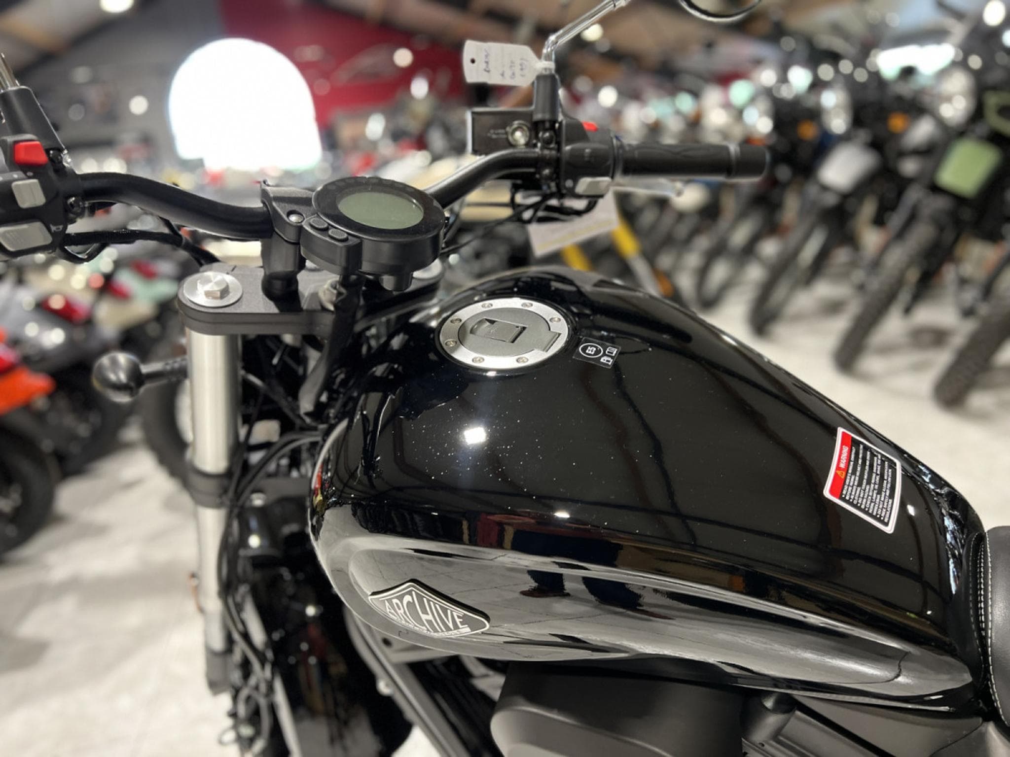 Archive Motorcycle Custom 125 Black Pearl (2026) - Foto 4