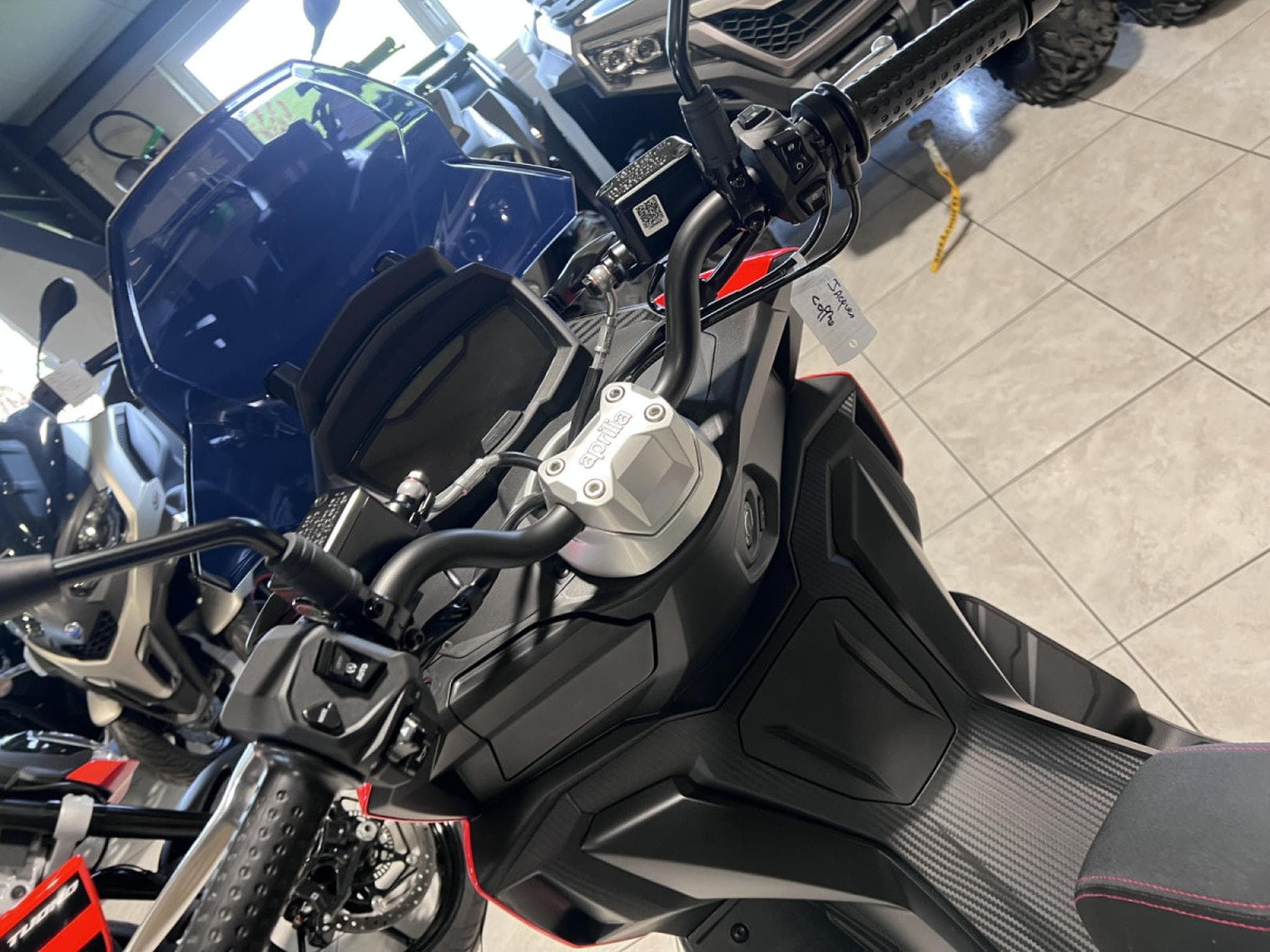 Aprilia SR GT SPORT RED (2026) - Foto 6