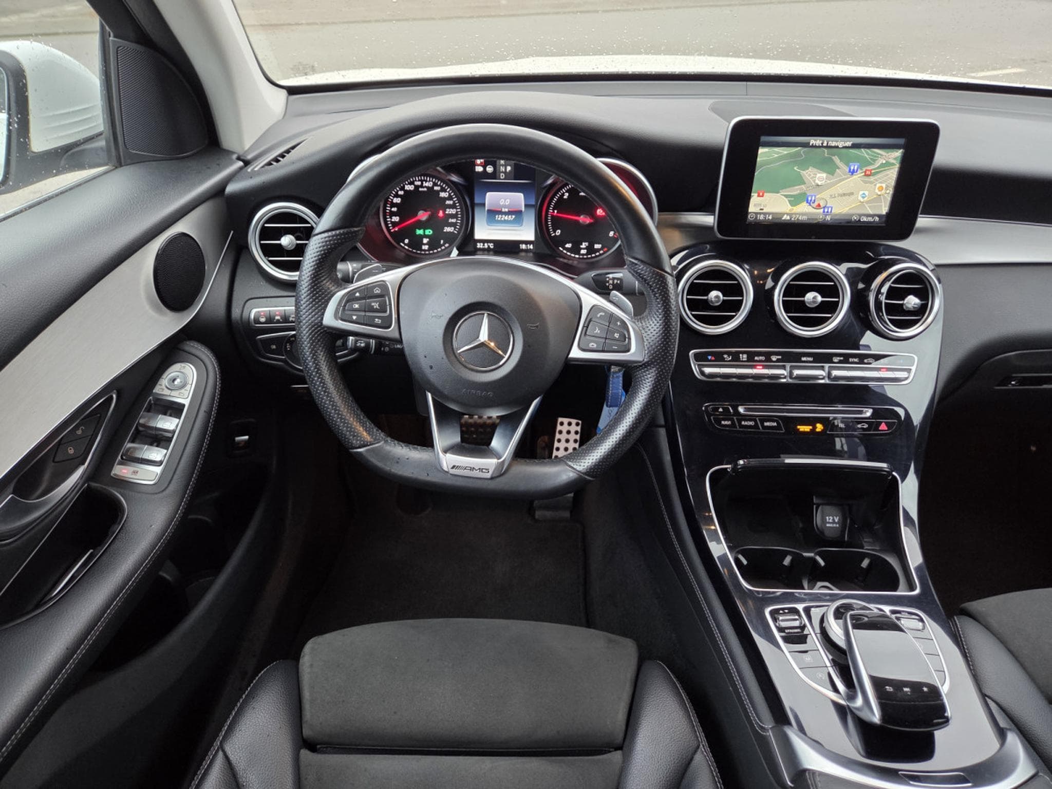 Mercedes GLC 220 AMG-LINE 4MATIC 9G-DCT (2017) - Photo 11