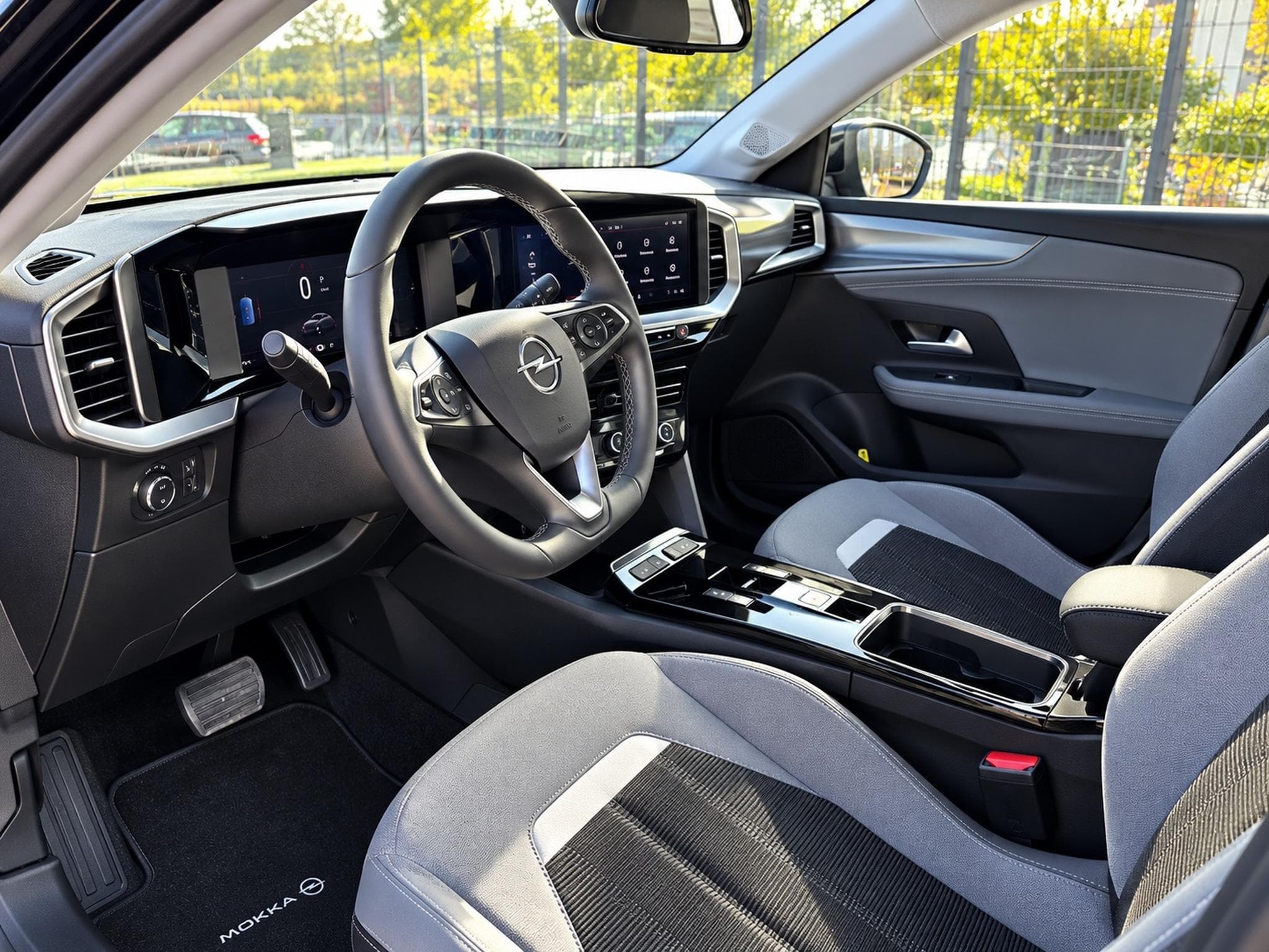 Opel Mokka-E Finition GS (2024) - Photo 2