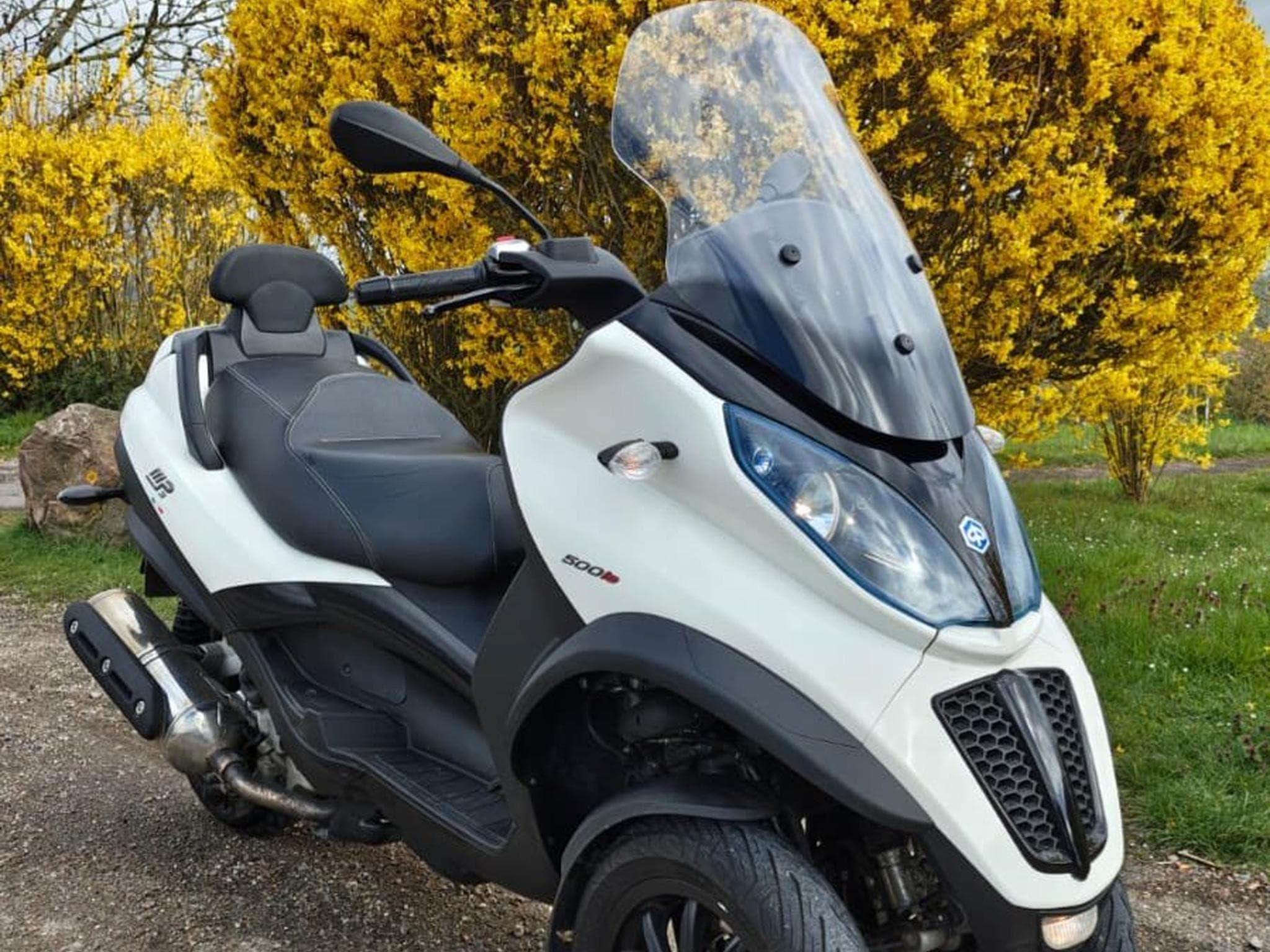 Piaggio MP3 Sport (2014) - Photo 1