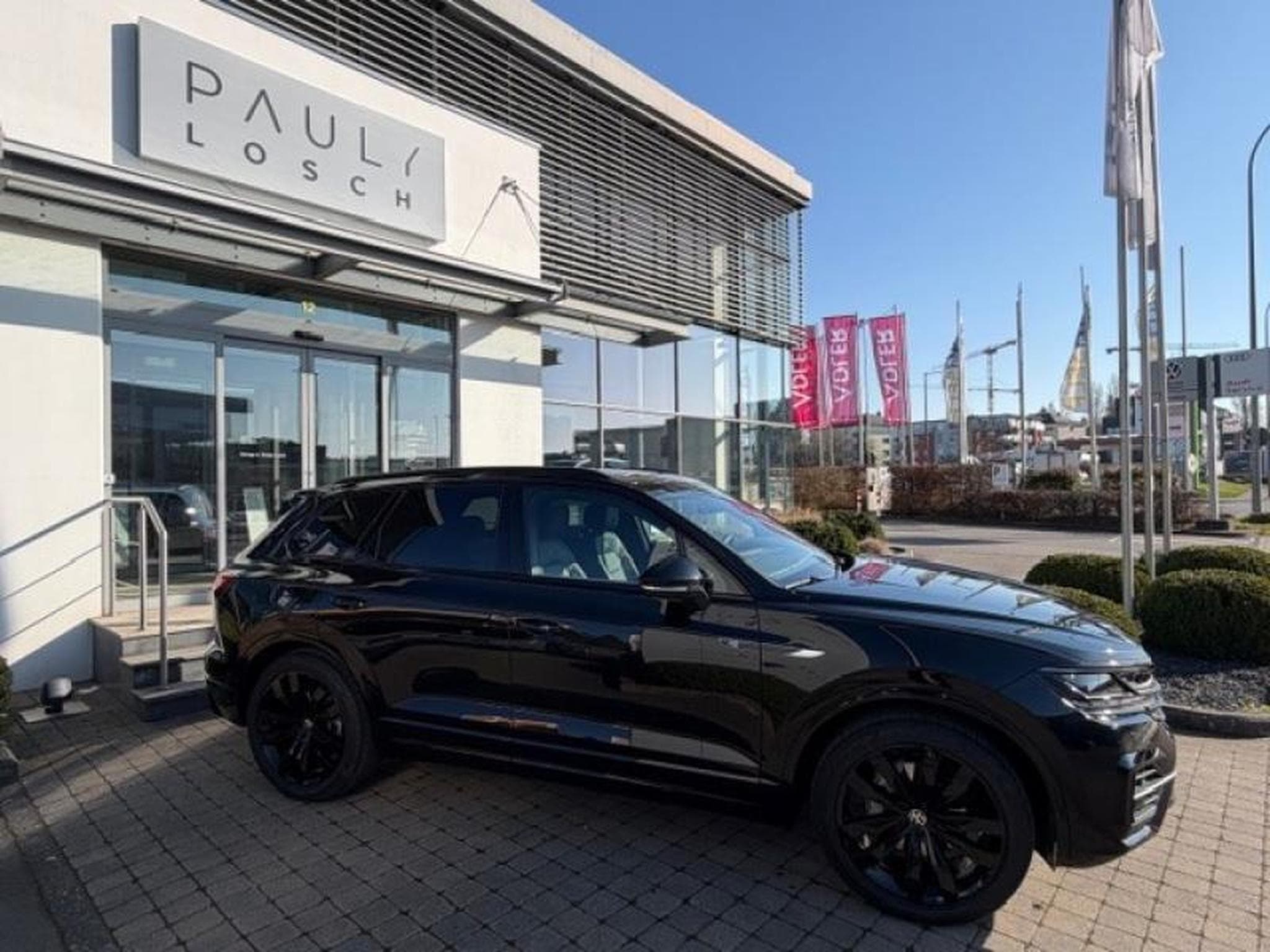 VW Touareg R-LINE+DSG+PANO (2022) - Photo 2
