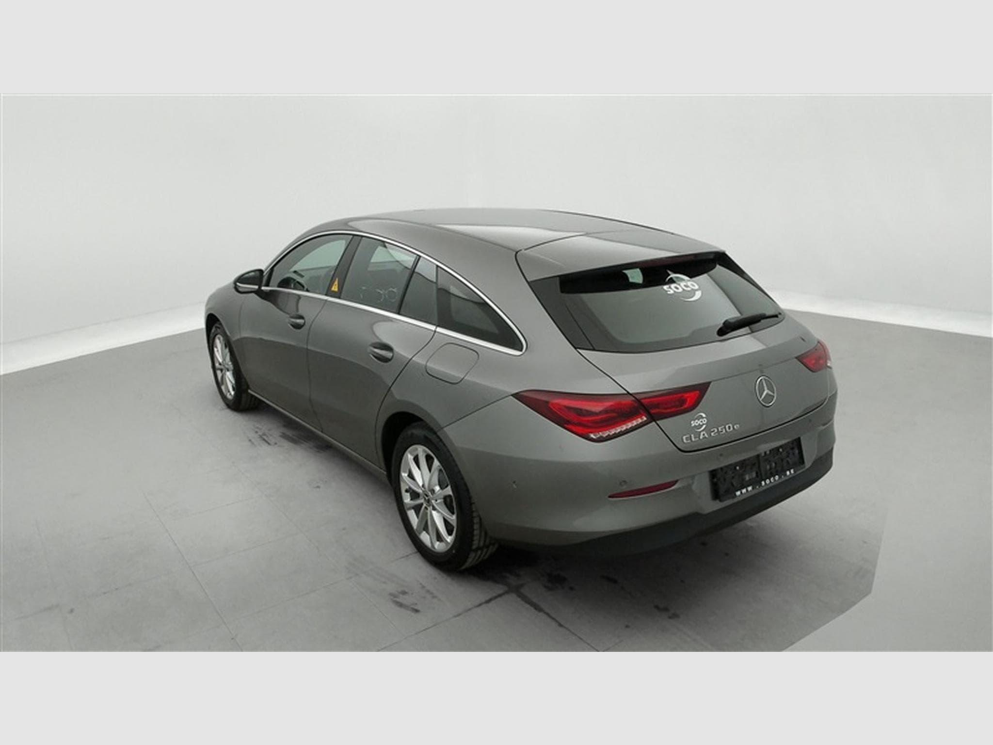 Mercedes CLA 250 e PHEV Business Line  Navi / Led / PDC av+ar (2022) - Photo 2