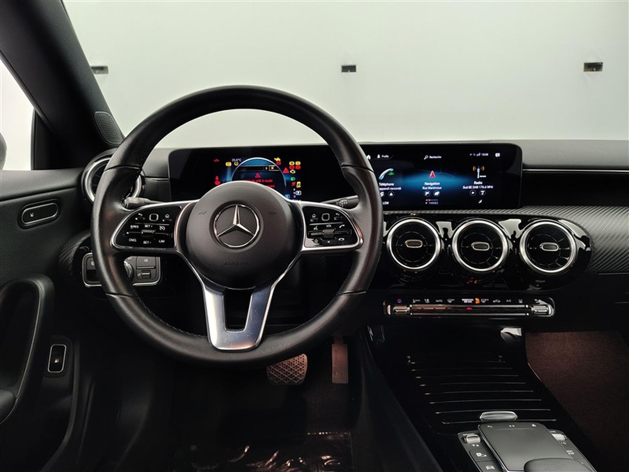 Mercedes CLA 250 e PHEV Business Line  Navi / Led / PDC av+ar (2022) - Photo 8
