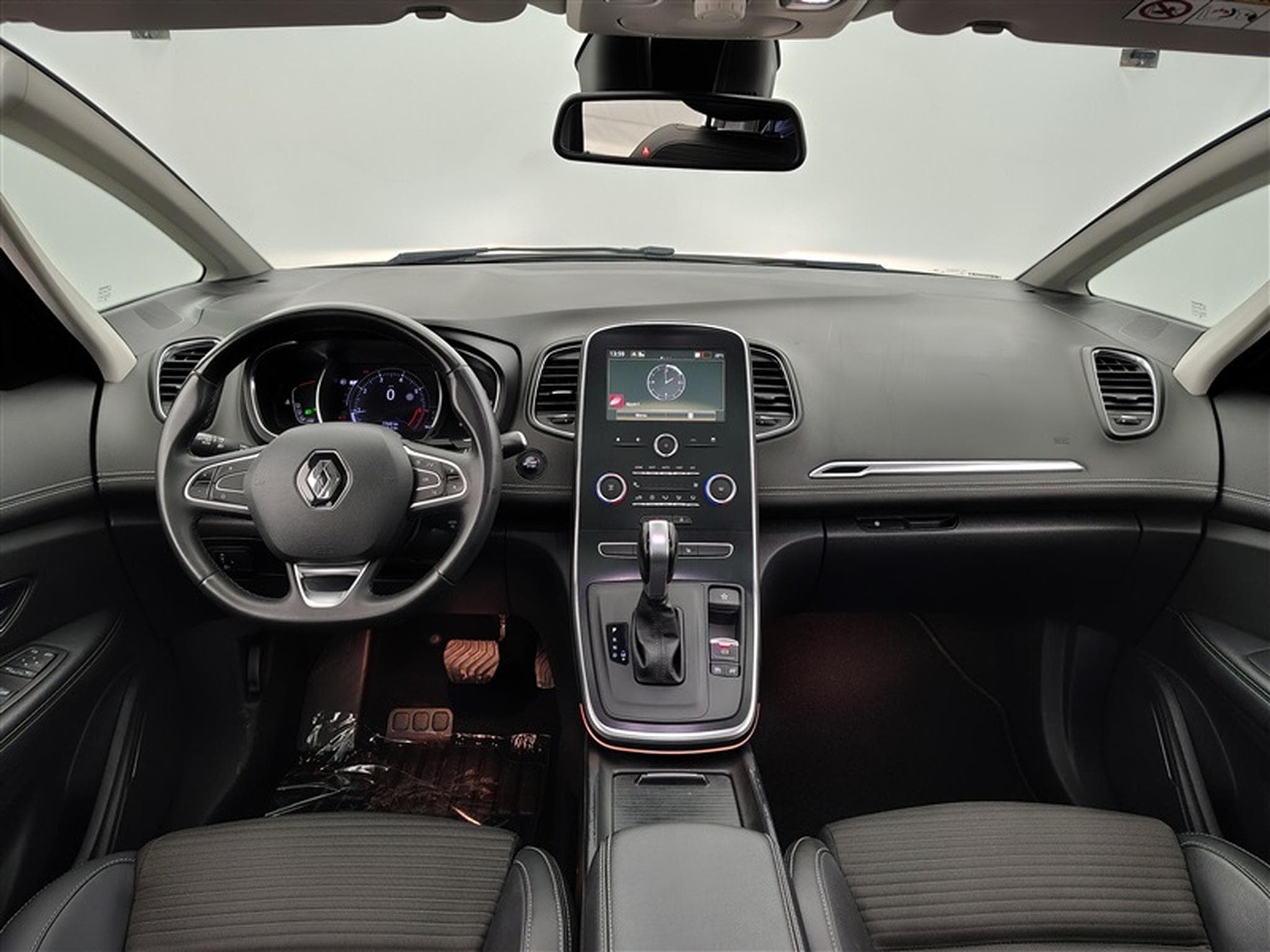 Renault Scenic Grand Sc?nic 1.33 TCe Intens EDC GPF (EU6.2) (2020) - Photo 8