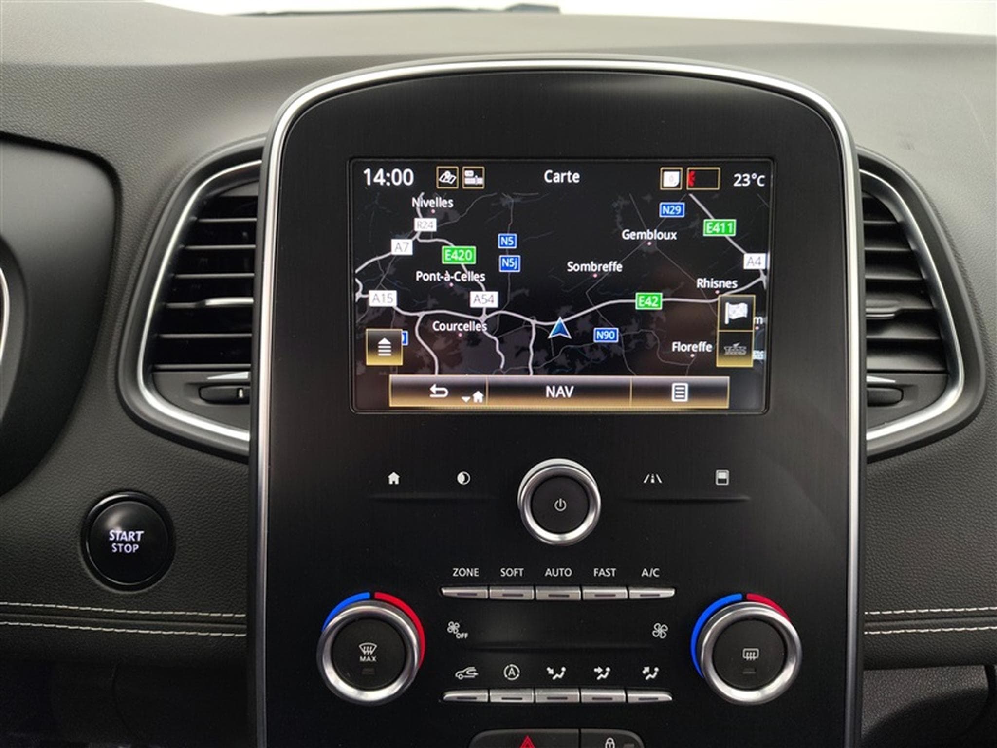 Renault Scenic Grand Sc?nic 1.33 TCe Intens EDC GPF (EU6.2) (2020) - Photo 10