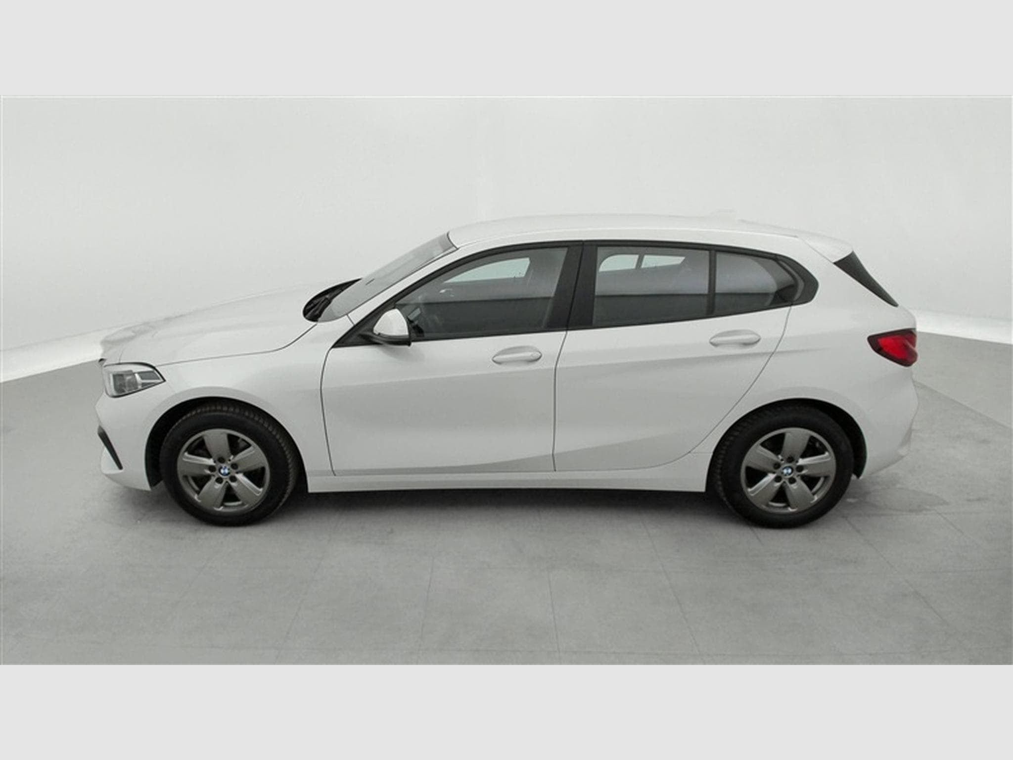 BMW 116 116i Business Line NAVI/FULL LED/JA16/PDC AV AR (2022) - Photo 3