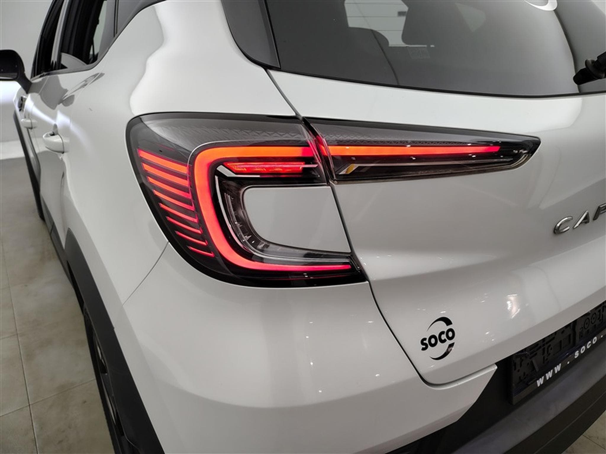 Renault Captur 1.0 TCe Techno CLIM/NAVI/CAMERA (2024) - Photo 16