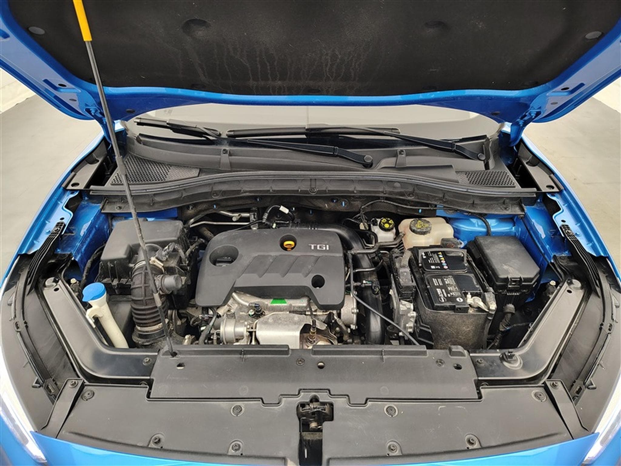 MG ZS 1.0 T-GDi Luxury AT (2024) - Photo 19