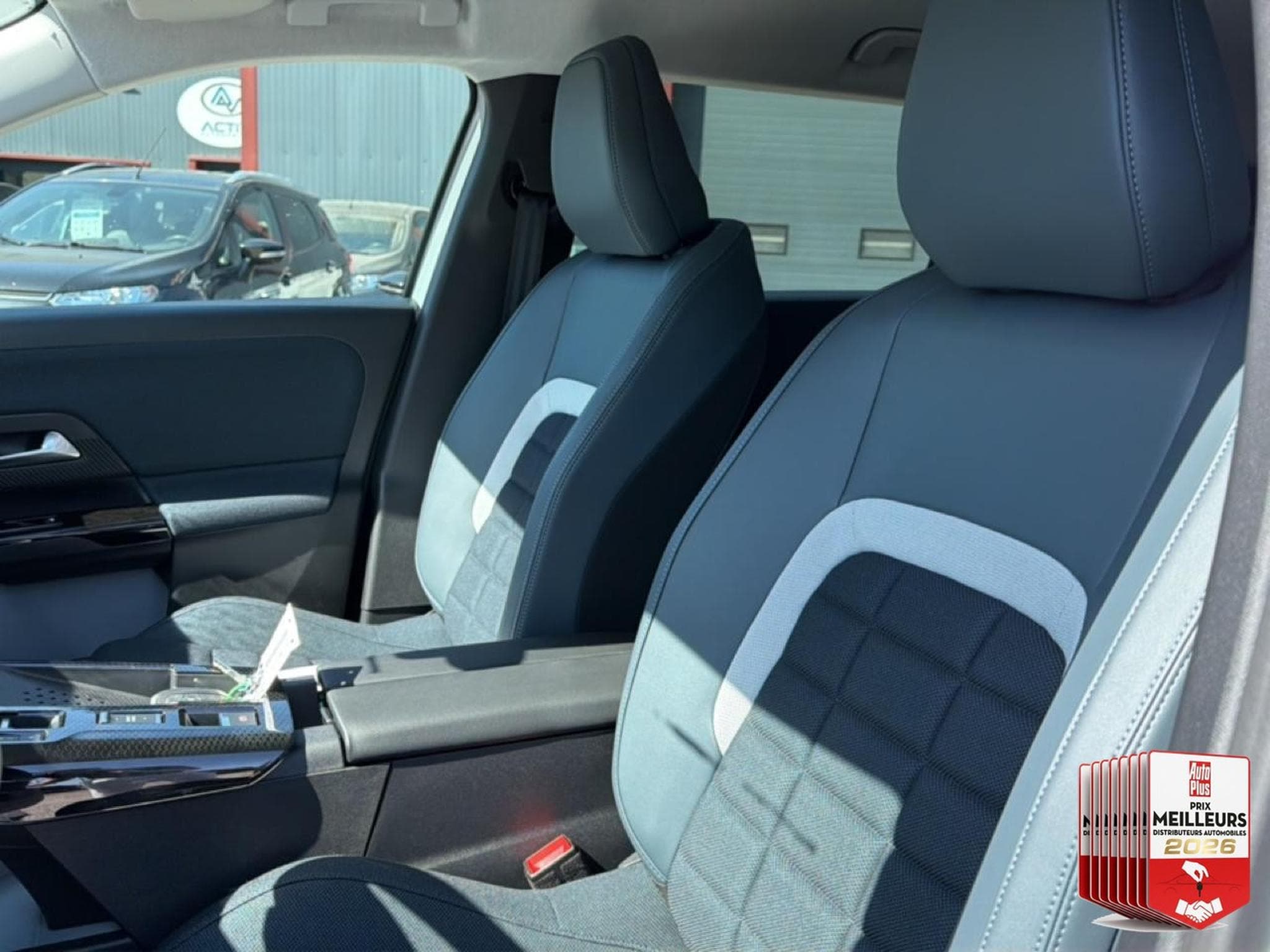 Citroën C5 AIRCROSS 1.2 HYBRIDE 145 PLUS BOITE AUTOMATIQUE (2026) - Foto 12