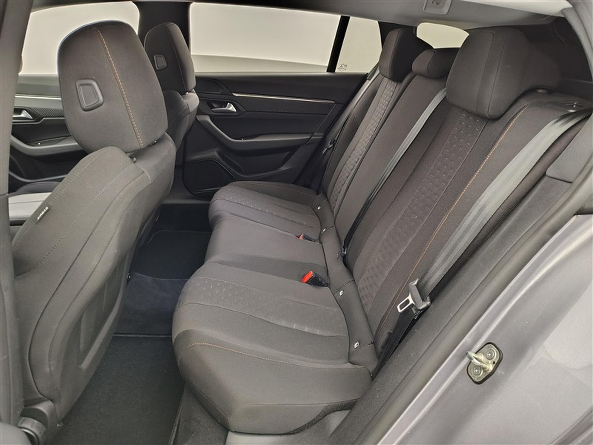 Peugeot 508 1.2  Active Pack S&S Navi / Led / PDC+Caméra (2022) - Photo 13
