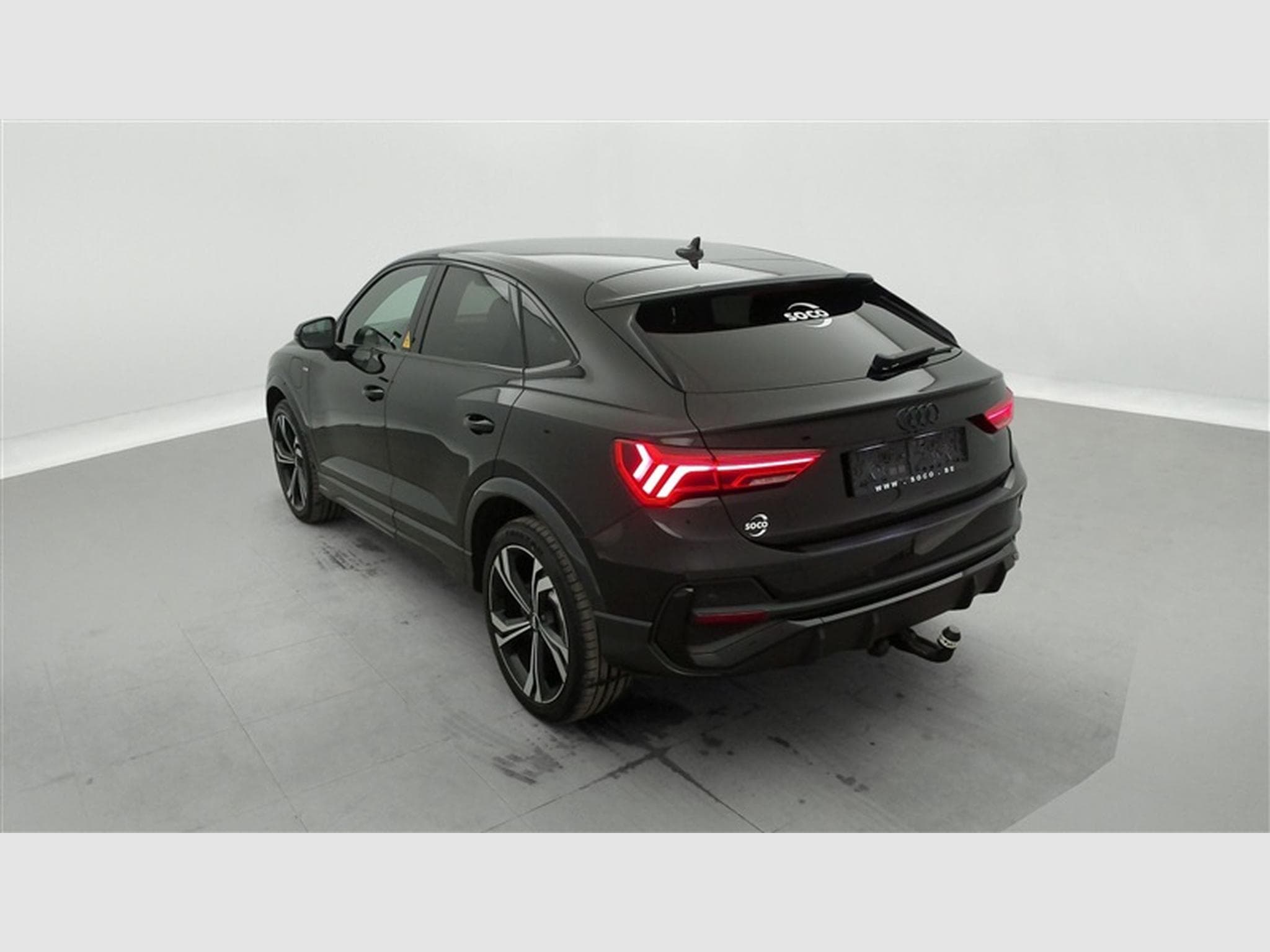 Audi Q3 Sportback PHEV 45 TFSIe S tronic S Line *NAVI/FULL LED/CAM* (2021) - Photo 2