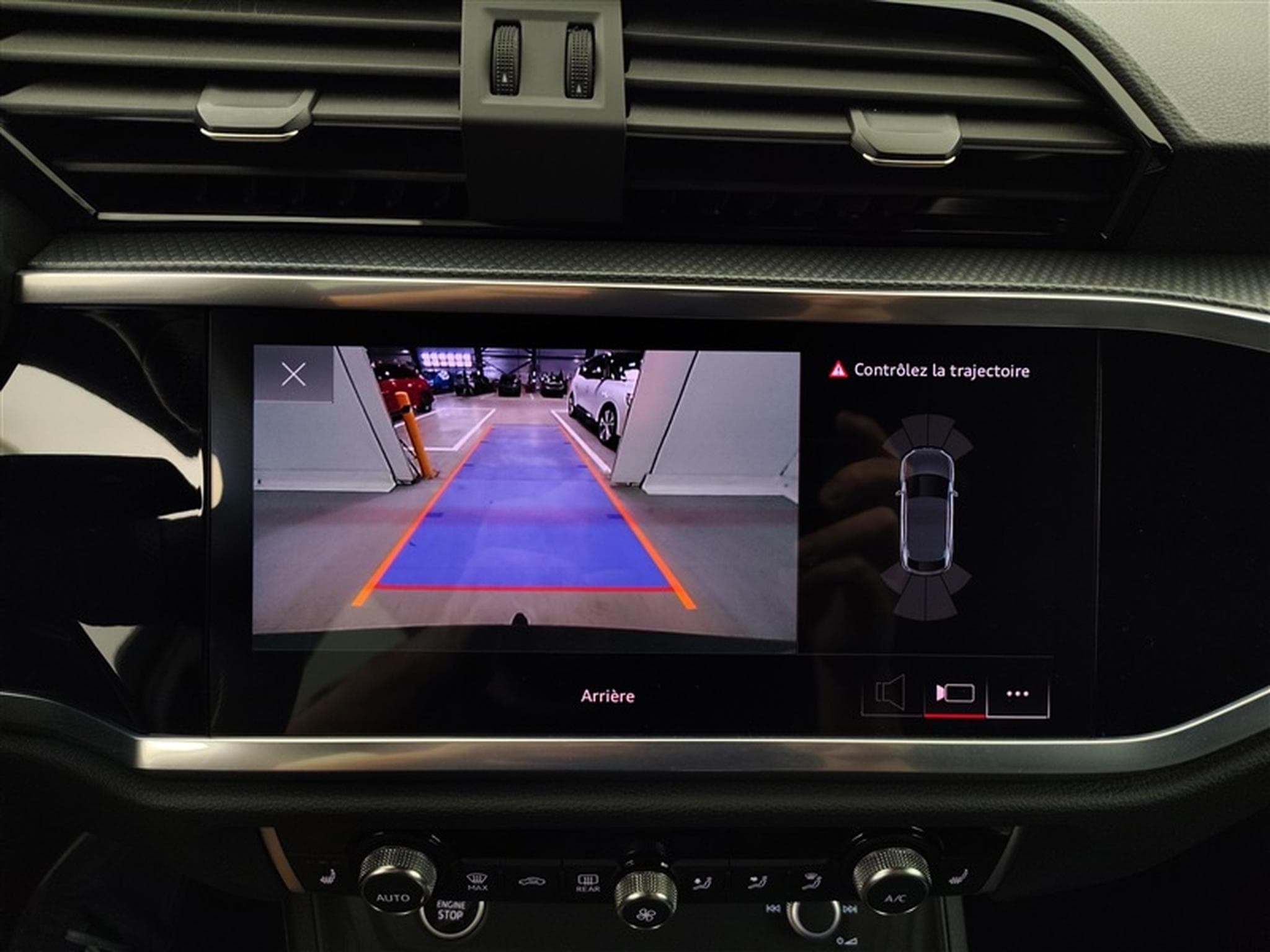 Audi Q3 Sportback PHEV 45 TFSIe S tronic S Line *NAVI/FULL LED/CAM* (2021) - Photo 18