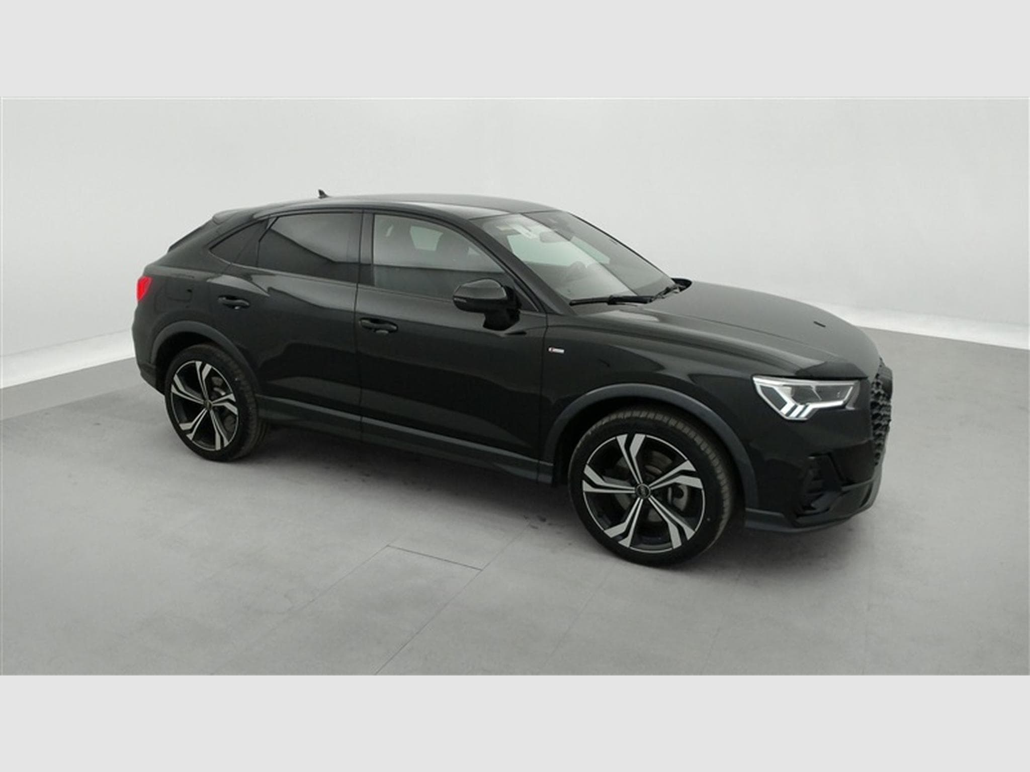 Audi Q3 Sportback PHEV 45 TFSIe S tronic S Line *NAVI/FULL LED/CAM* (2021) - Photo 25