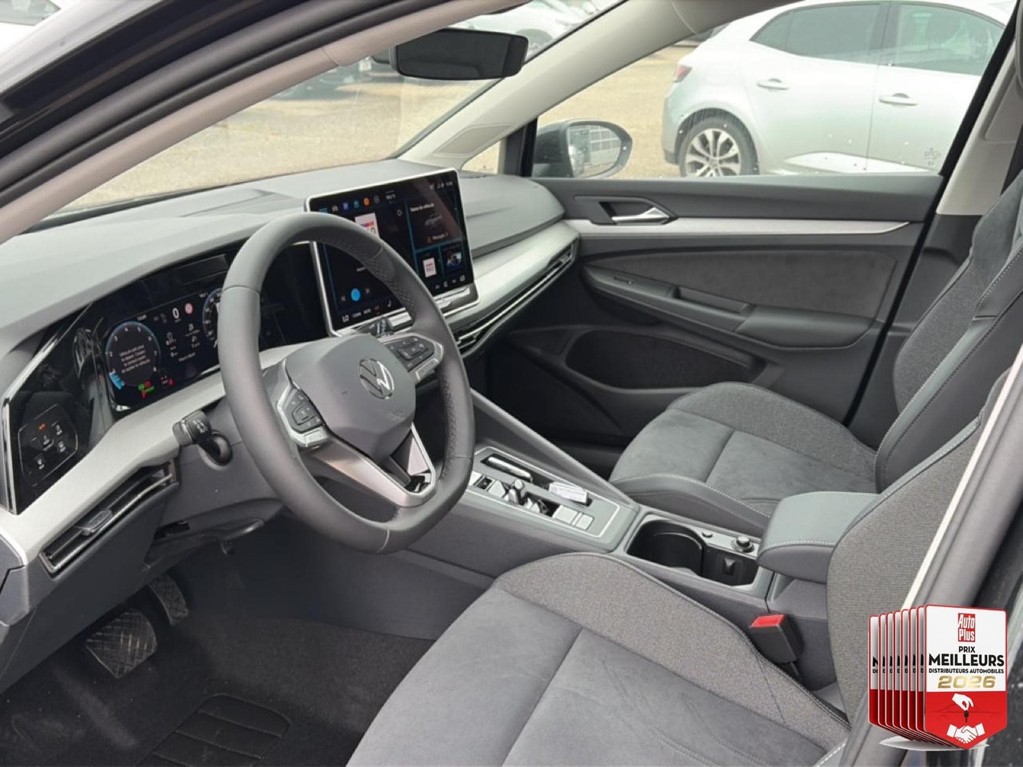 VW GOLF VIII 1.5 ETSI EVO2 116 LIFE DSG7 (2026) - Photo 24
