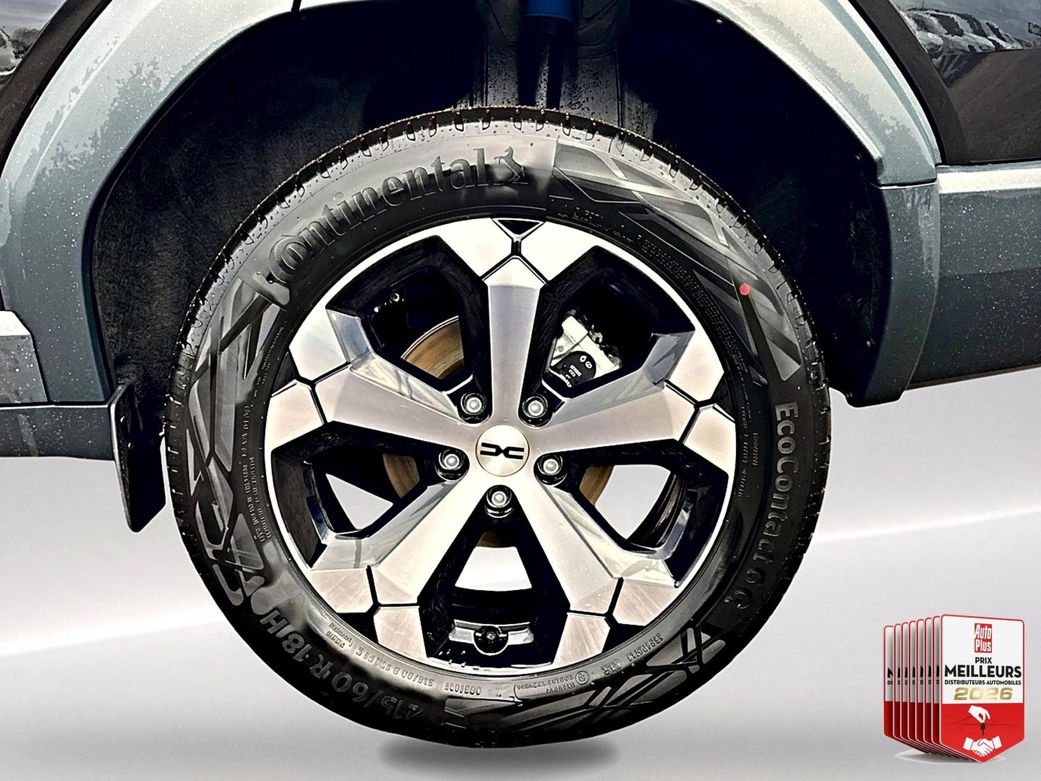 Dacia BIGSTER 1.8 HYBRID 155 JOURNEY (2025) - Foto 9