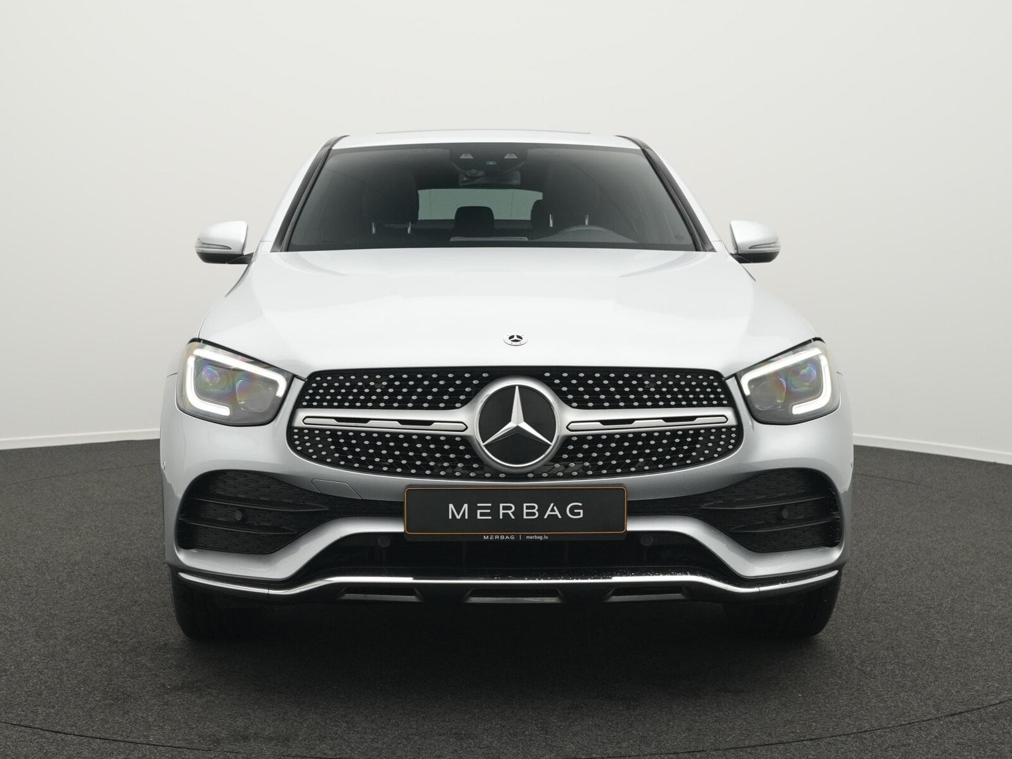 Mercedes GLC 200 d 4MATIC AMG-Line Coupé Distronic+AHK (2023) - Photo 2