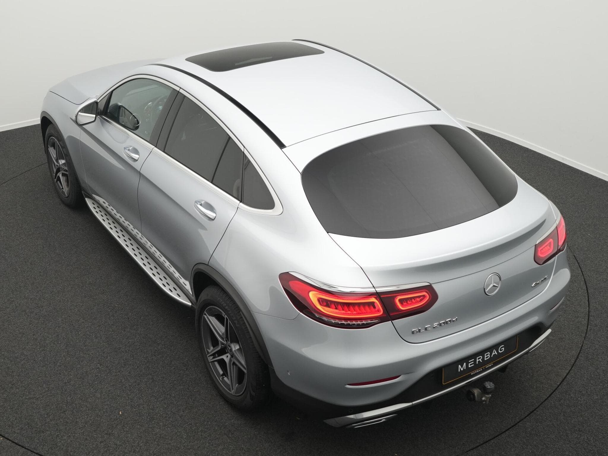 Mercedes GLC 200 d 4MATIC AMG-Line Coupé Distronic+AHK (2023) - Photo 13