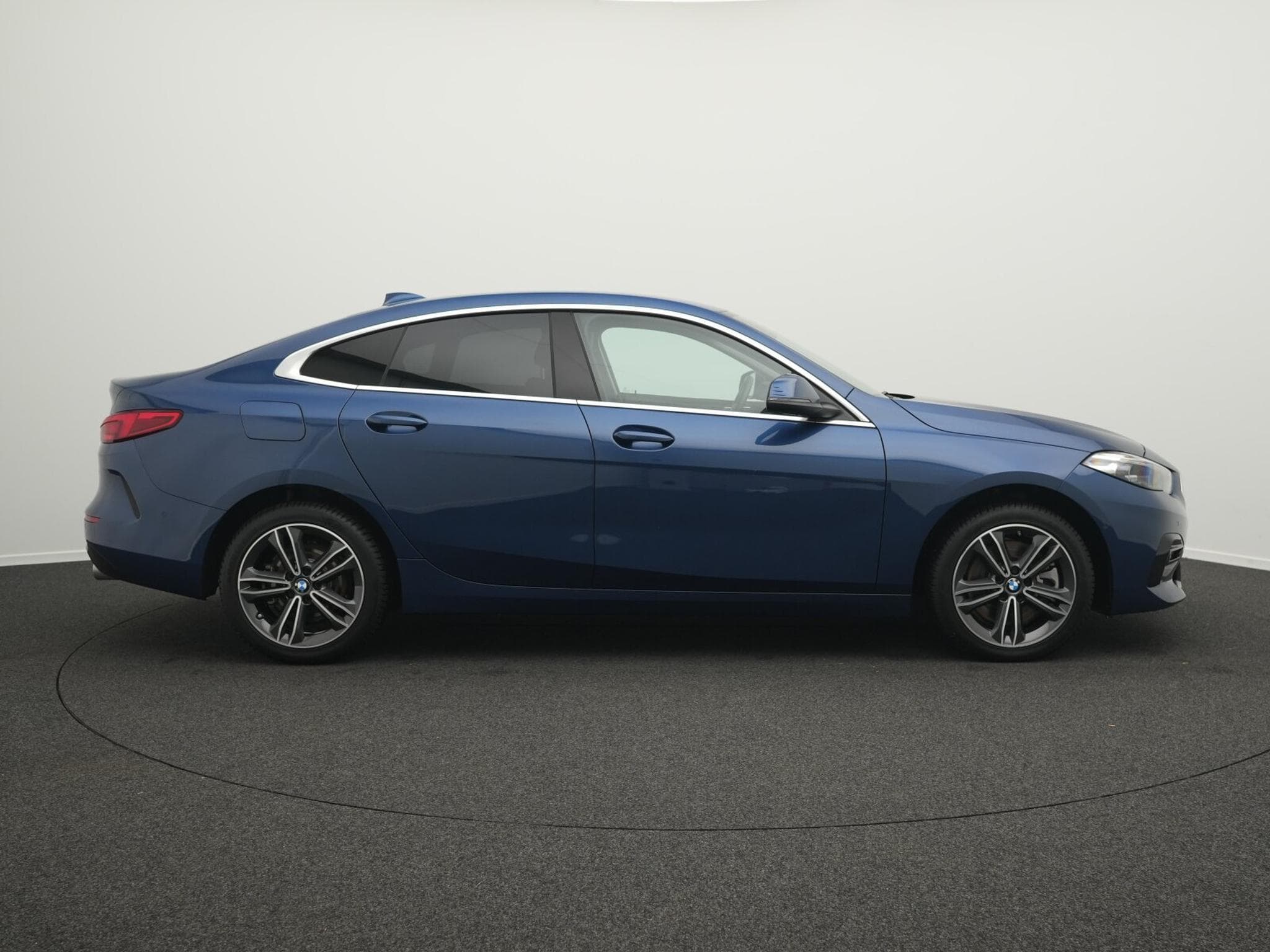 BMW 220 i Sport Line (2023) - Photo 5