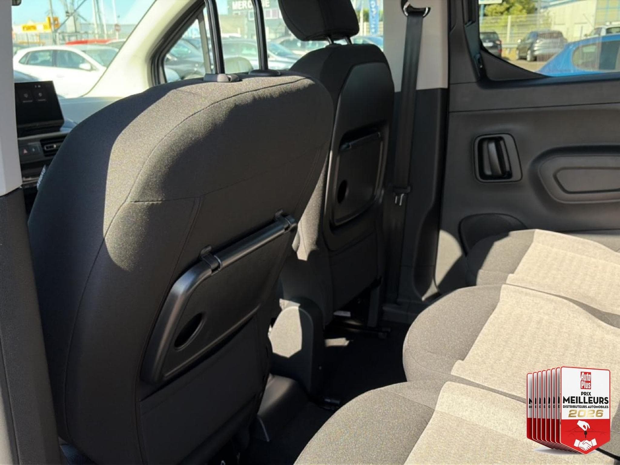 Citroën BERLINGO N1 1.5 BLUE HDI 130 M PLUS EAT8 (2026) - Photo 25