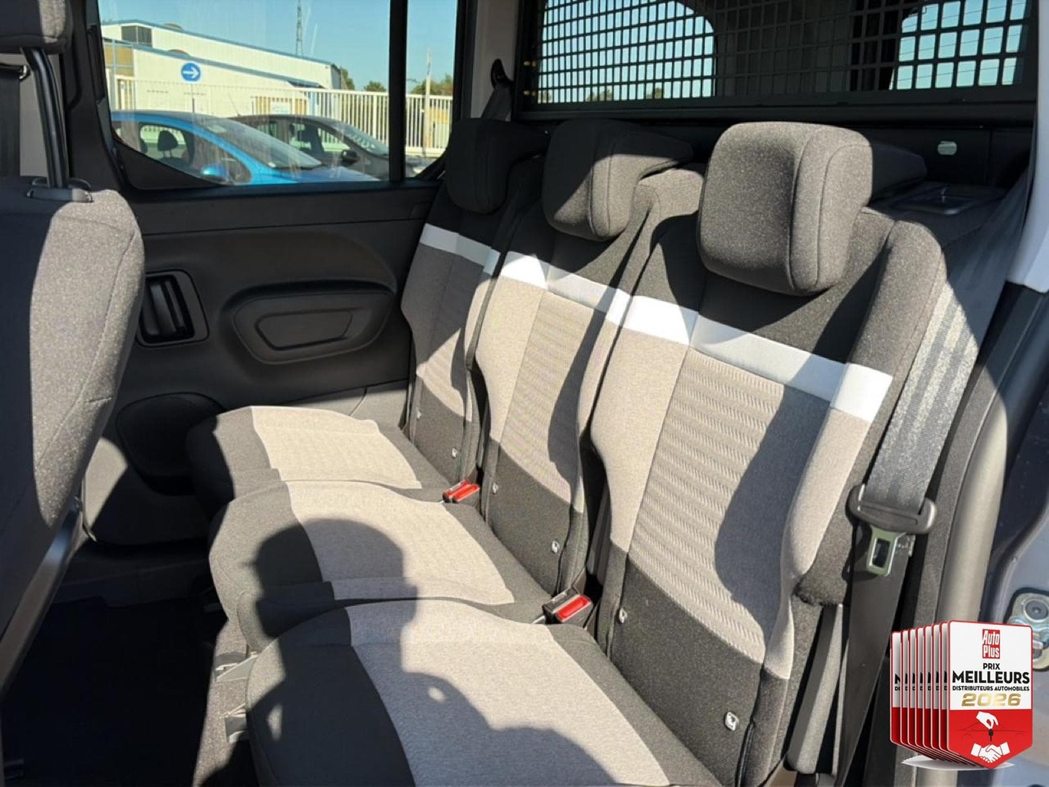 Citroën BERLINGO N1 1.5 BLUE HDI 130 M PLUS EAT8 (2026) - Photo 24