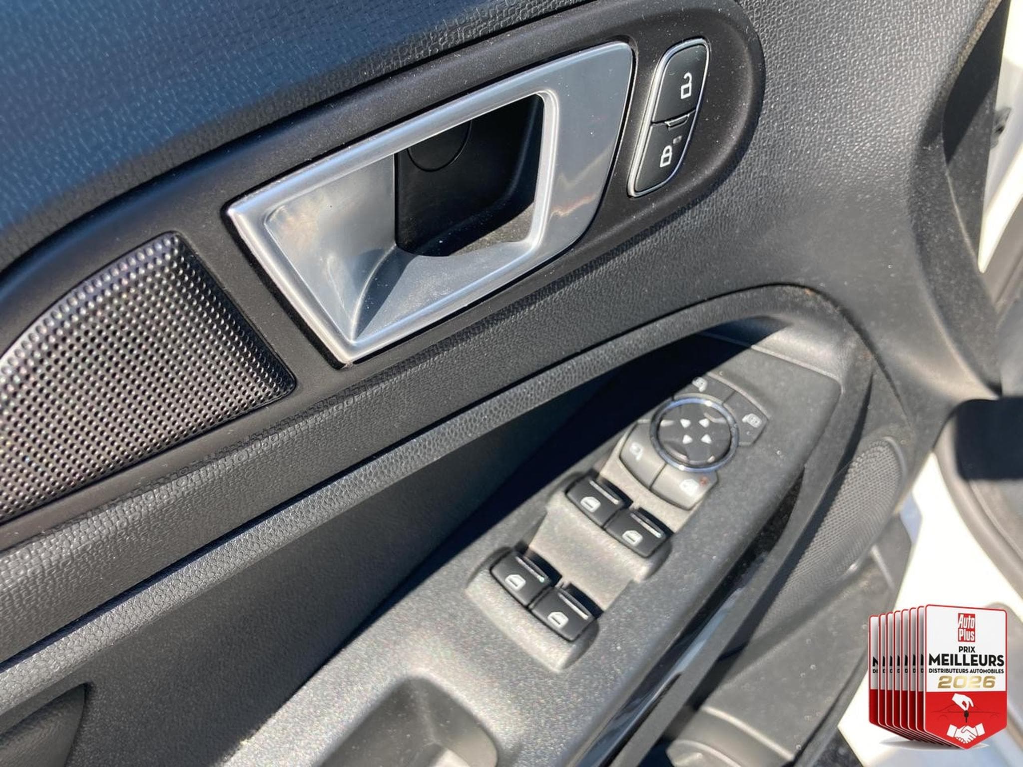 Ford ECOSPORT 1.0 ECOBOOST 125 ST-LINE (2019) - Foto 11