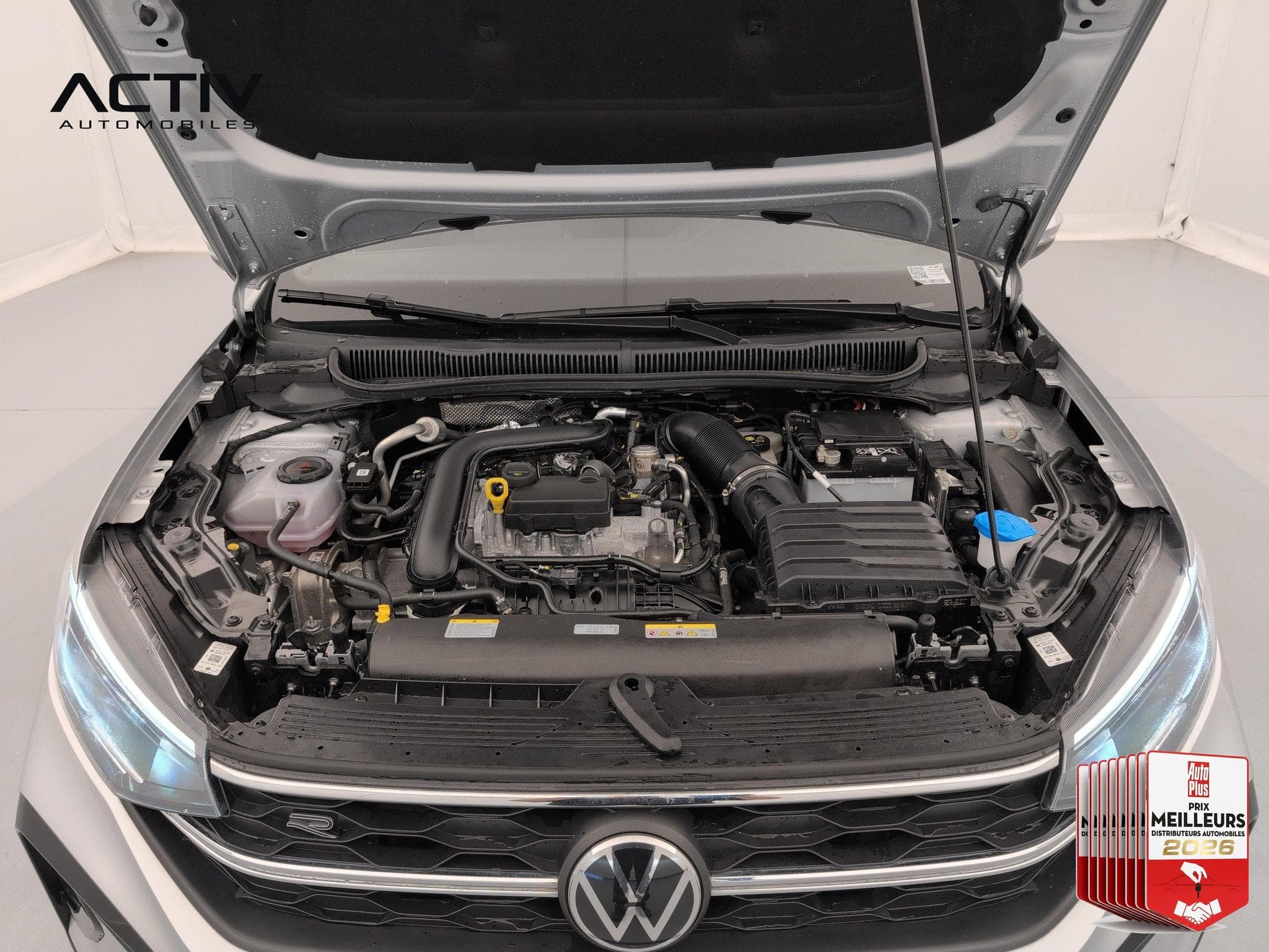 VW Taigo 1.0 TSI 116 BVM6 R-LINE (2025) - Foto 20