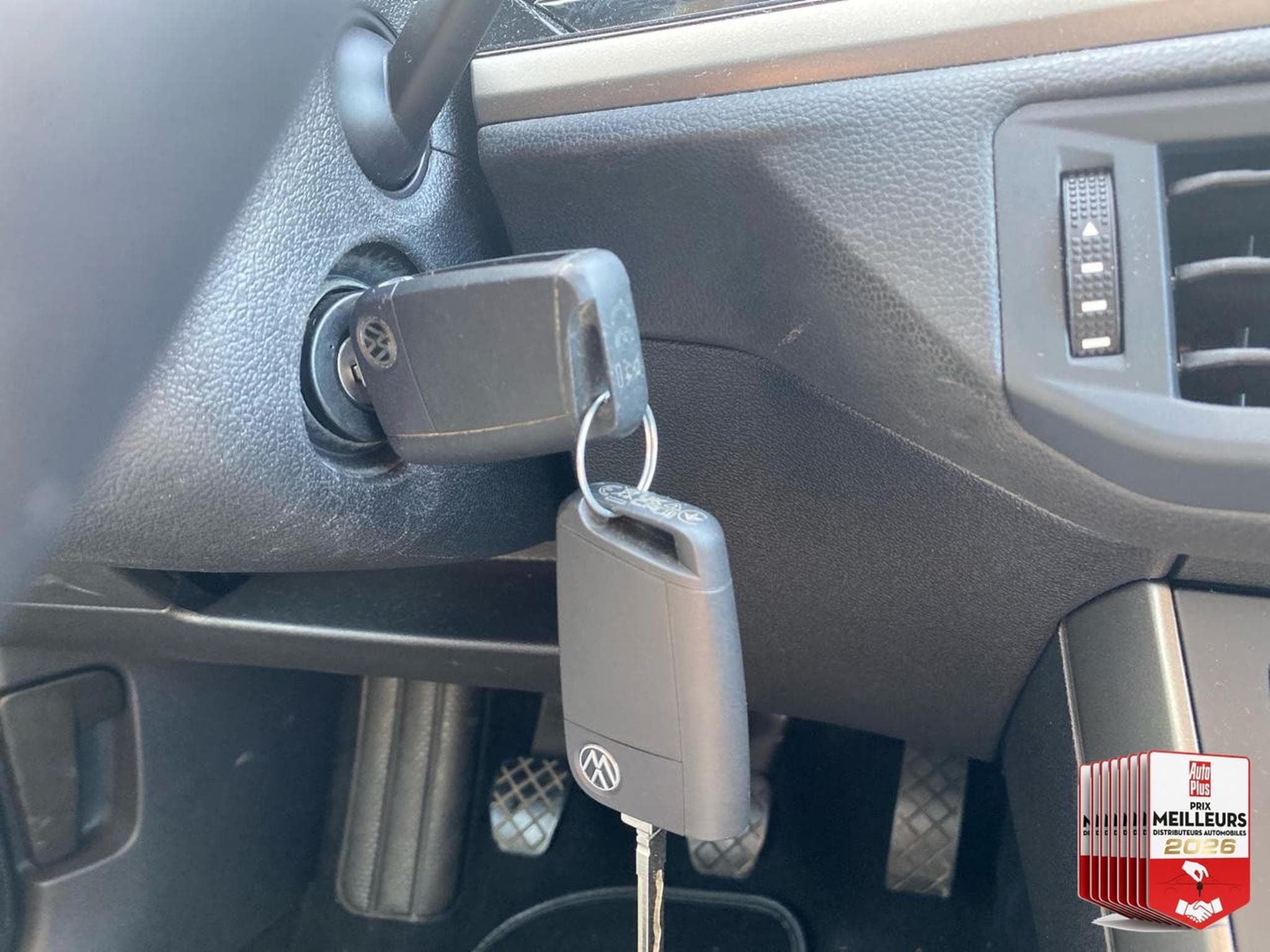 VW POLO 1.0 TGI 90 LOUNGE BUSINESS (2020) - Photo 24