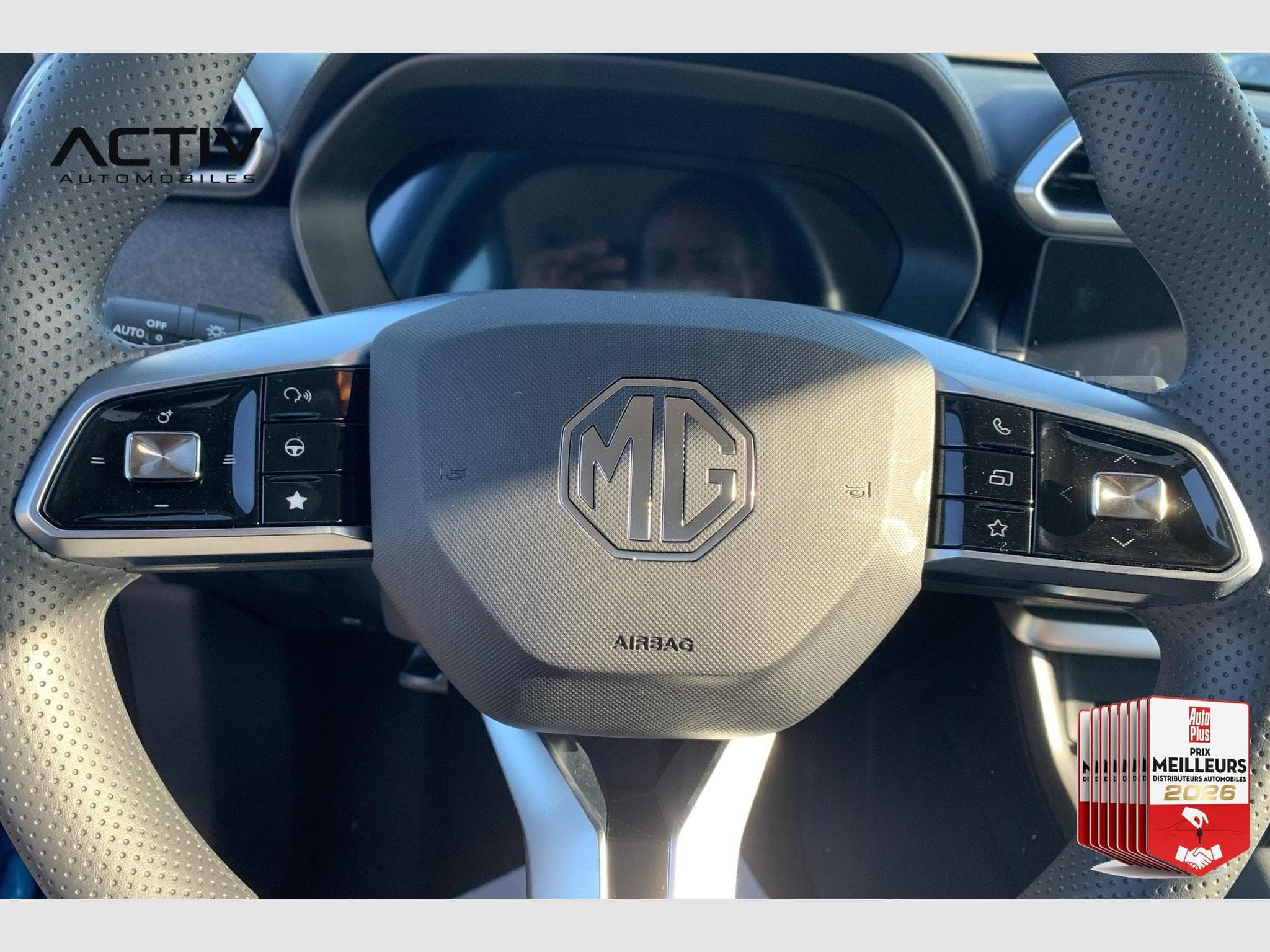 Mg ZS 1.5 L Hybrid+ 197 ch Standard (2025) - Foto 15
