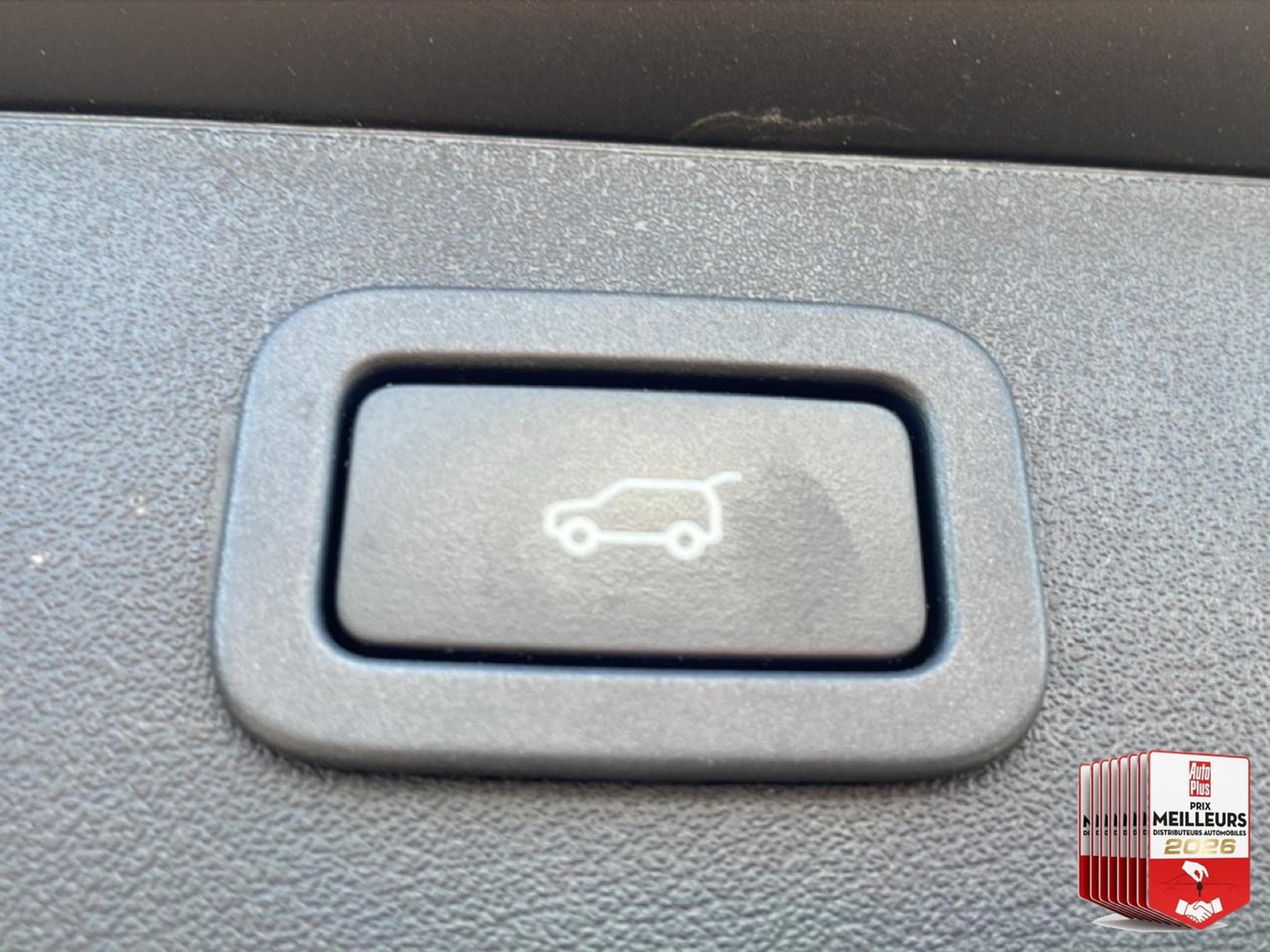 Jaguar XF 2.0D 180 BUSINESS R-SPORT BVA (2020) - Photo 15