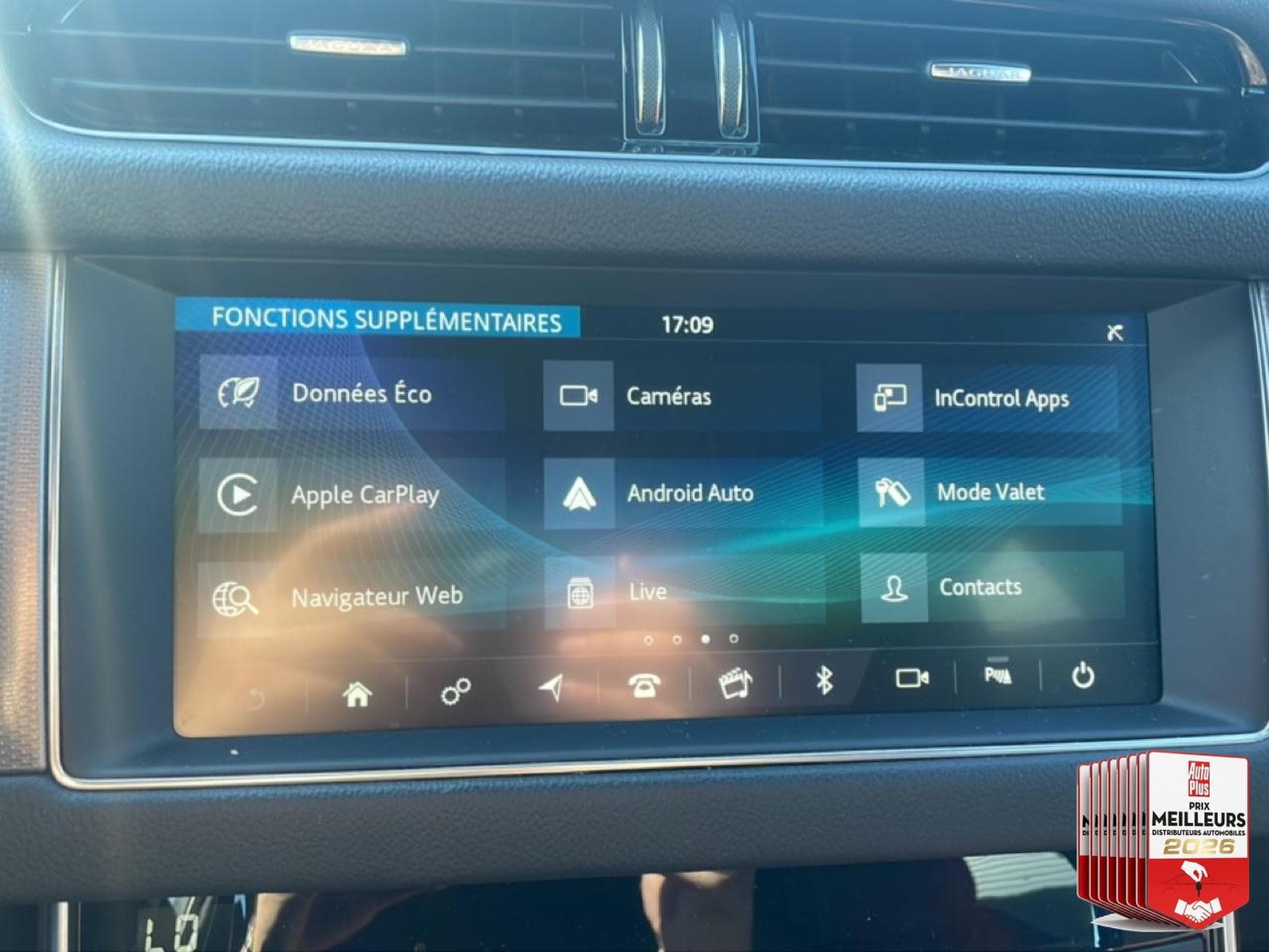 Jaguar XF 2.0D 180 BUSINESS R-SPORT BVA (2020) - Photo 26