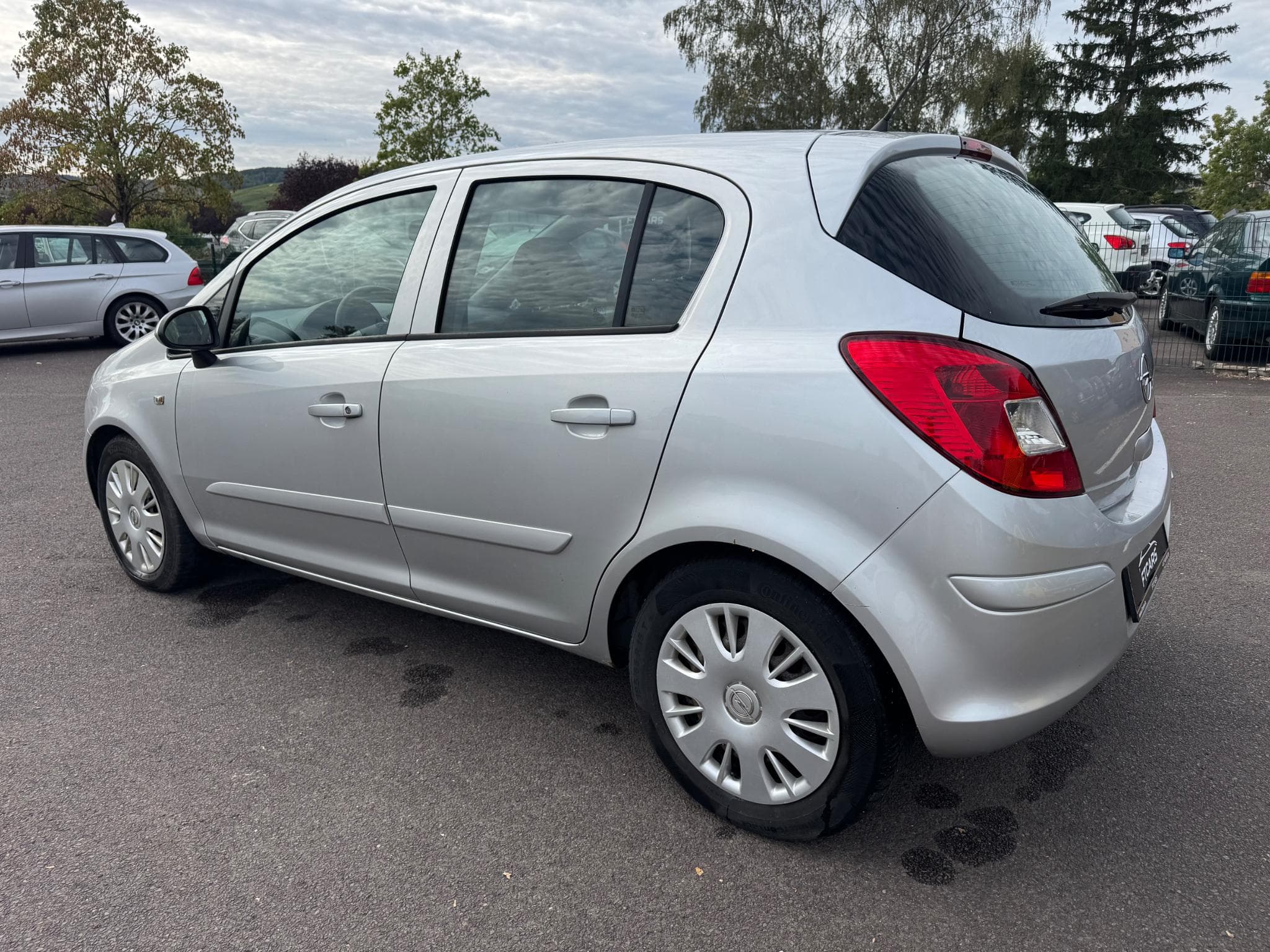 Opel Corsa 1.3 80 ch (2008) - Foto 3