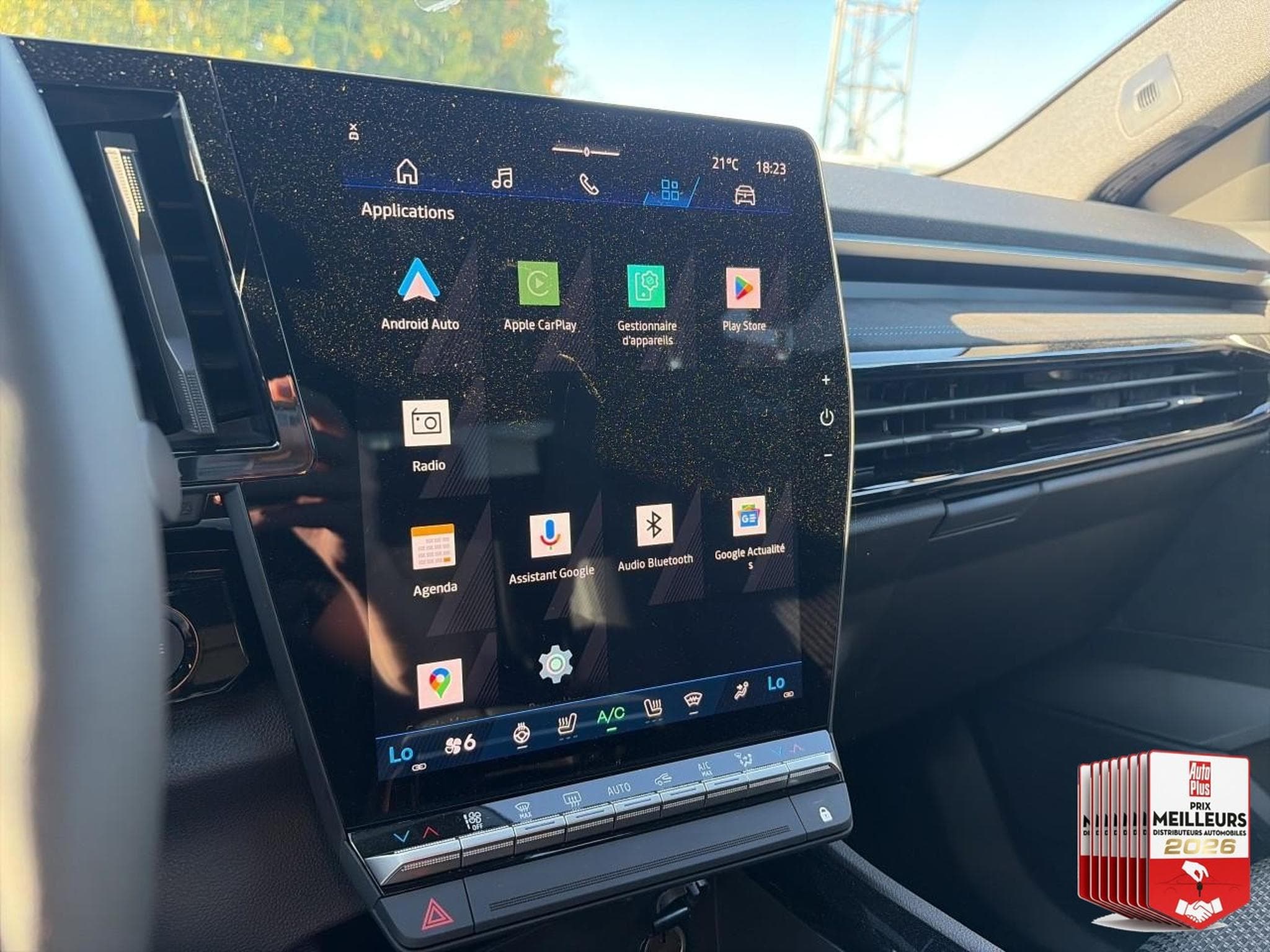 Renault AUSTRAL 1.2 E-TECH FULL HYBRID 200 ESPRIT ALPINE (2026) - Foto 19