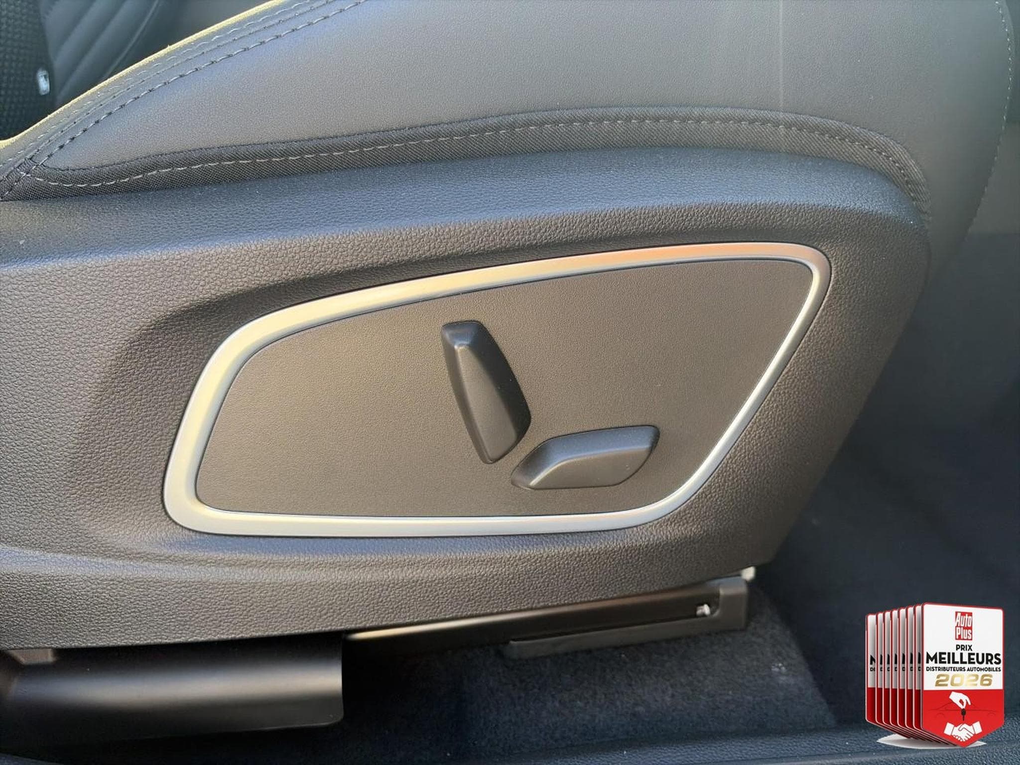 Renault AUSTRAL 1.2 E-TECH FULL HYBRID 200 ESPRIT ALPINE (2026) - Foto 30