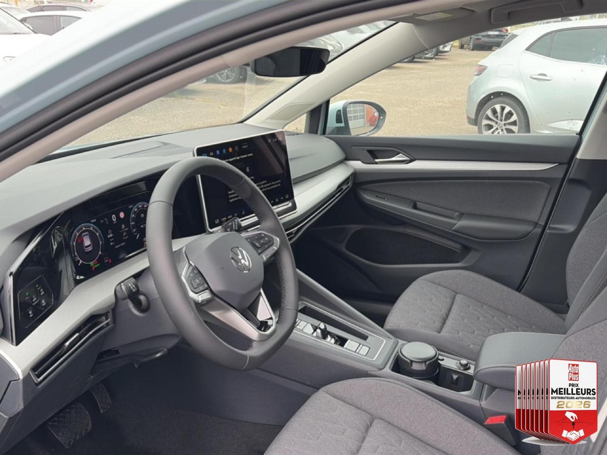 VW GOLF VIII 1.5 ETSI EVO2 116 LIFE DSG7 (2026) - Photo 24