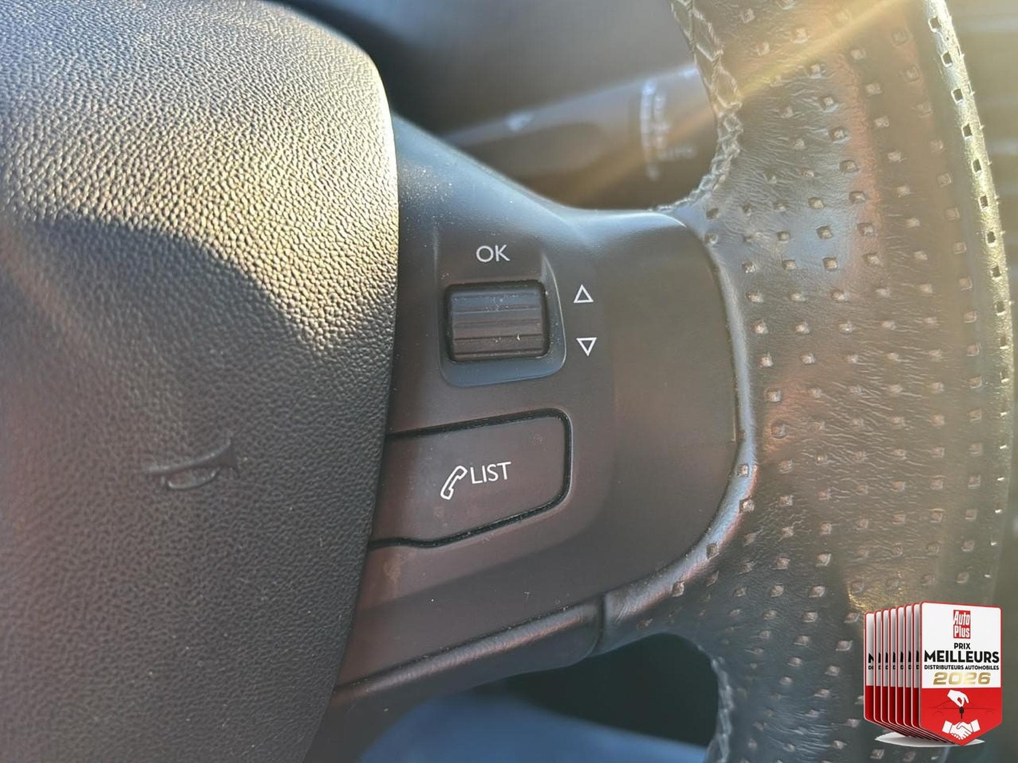 Peugeot 2008 1.2 PURETECH 110 CROSSWAY (2019) - Foto 16
