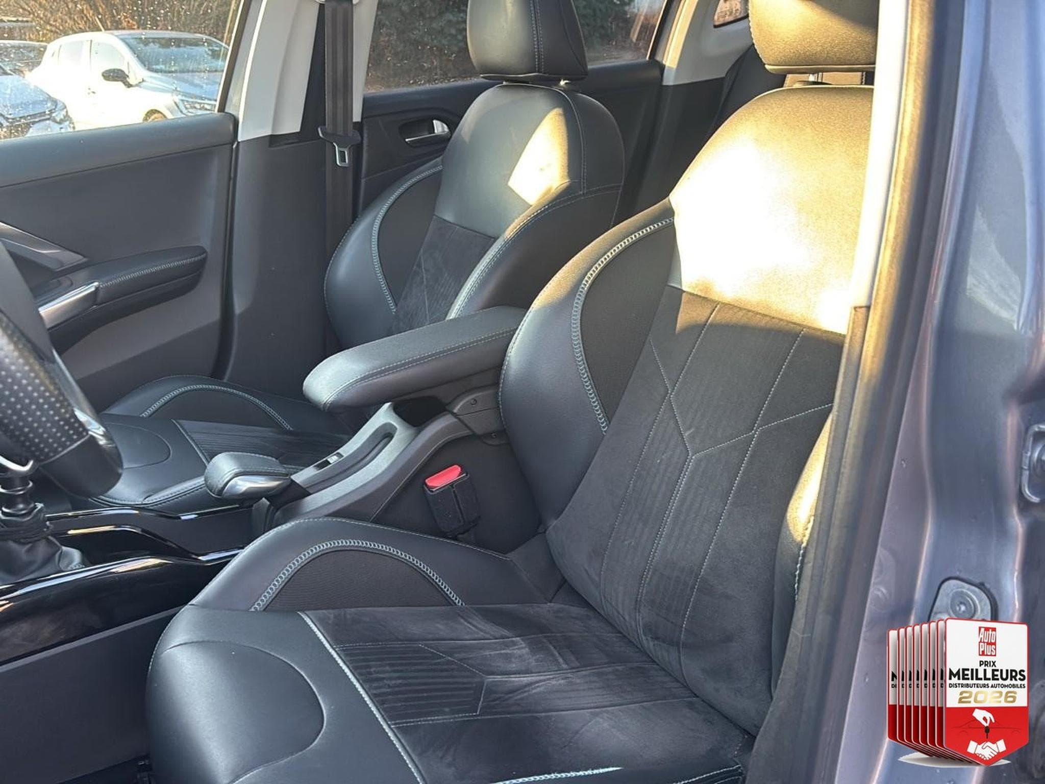 Peugeot 2008 1.2 PURETECH 110 CROSSWAY (2019) - Foto 20