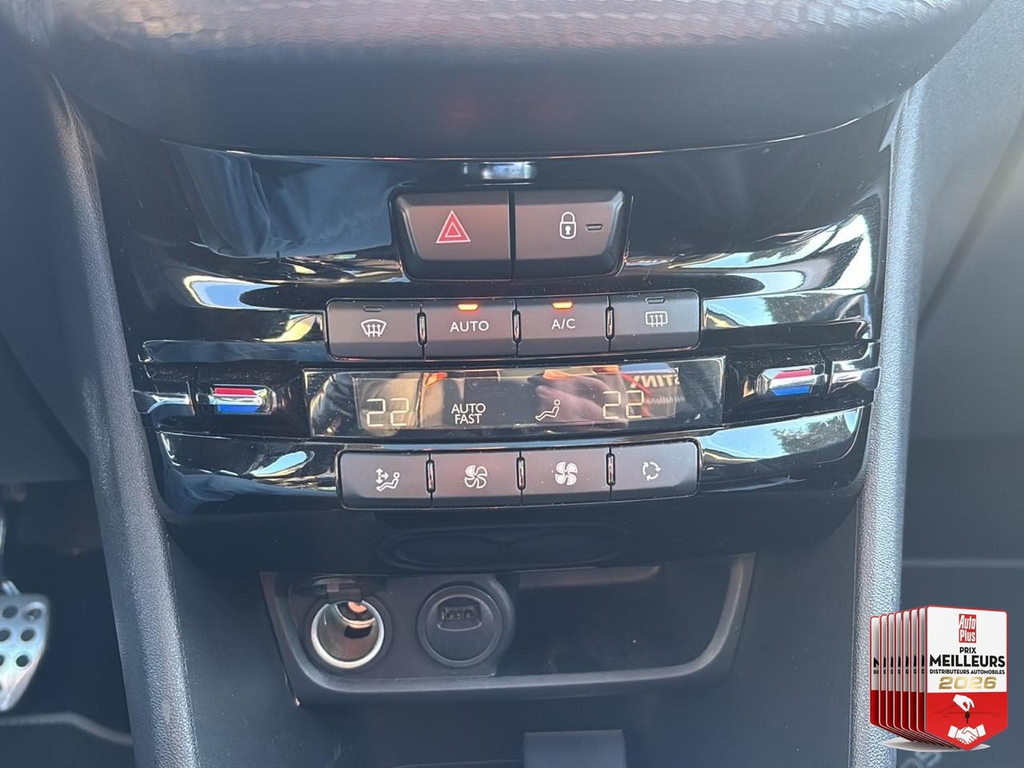 Peugeot 2008 1.2 PURETECH 110 CROSSWAY (2019) - Foto 32