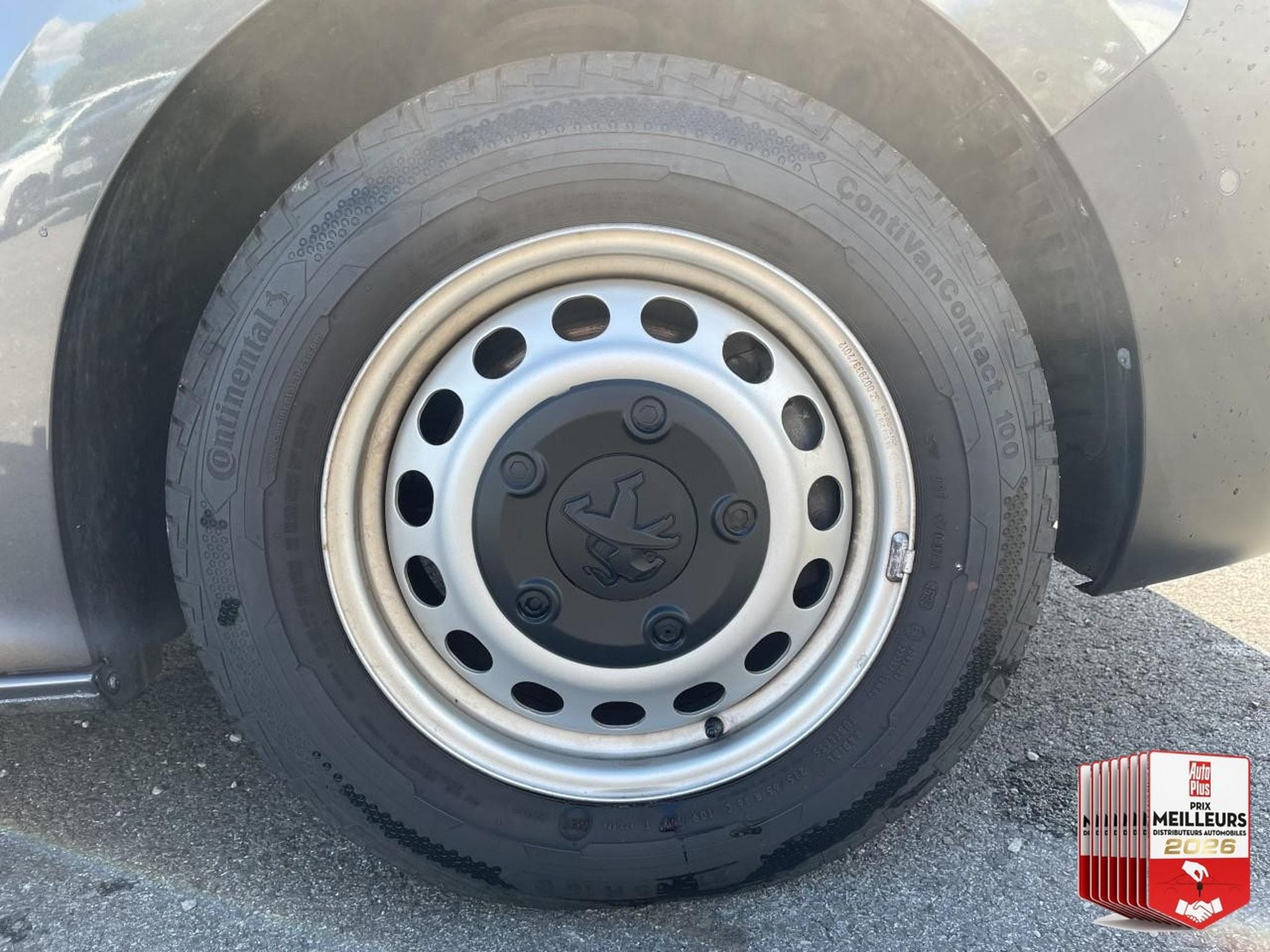 Peugeot Expert M 2.0 BLUEHDI 180 PACK PREMIUM CONNECT EAT8 (2024) - Foto 13