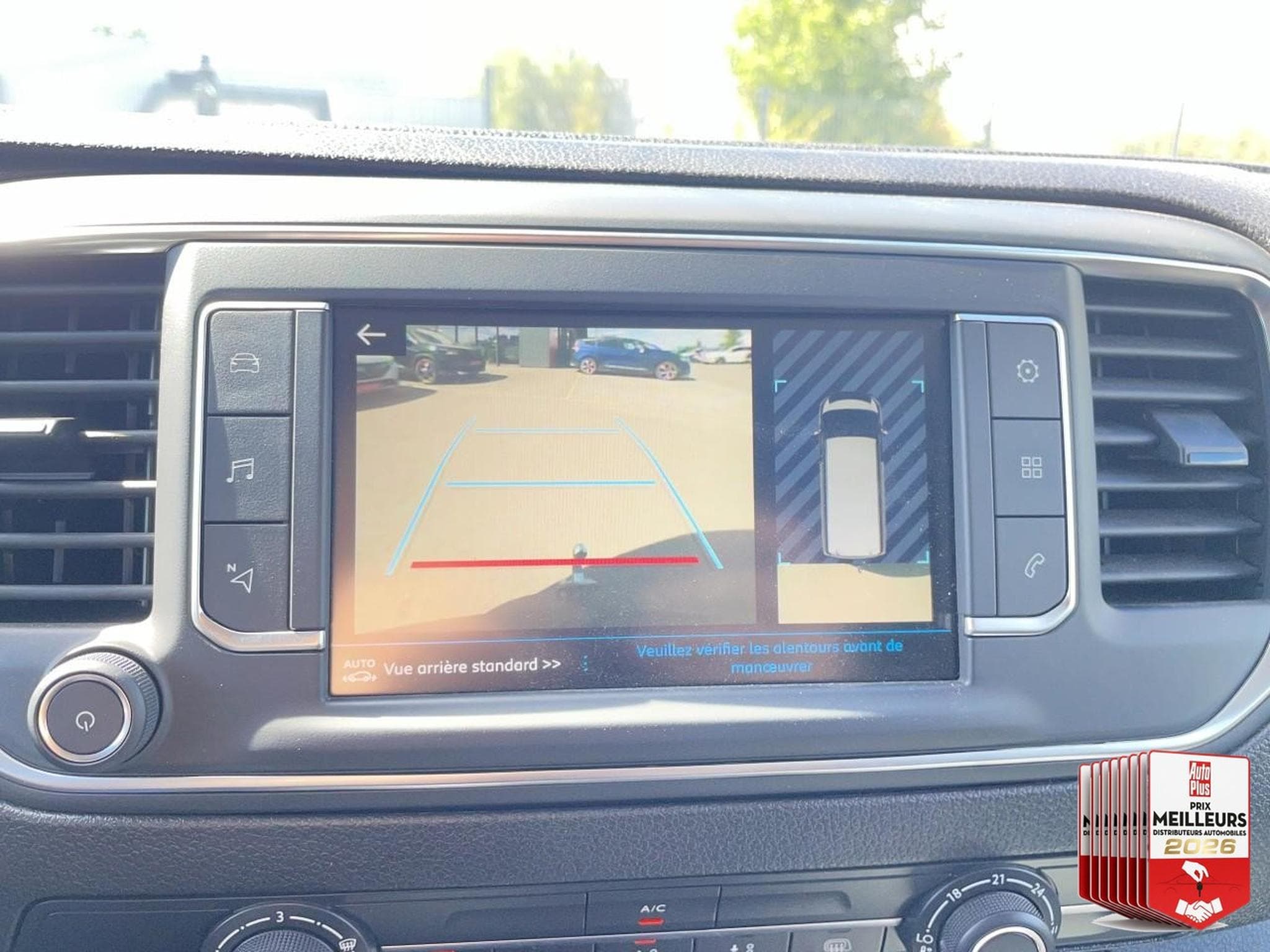 Peugeot Expert M 2.0 BLUEHDI 180 PACK PREMIUM CONNECT EAT8 (2024) - Foto 28