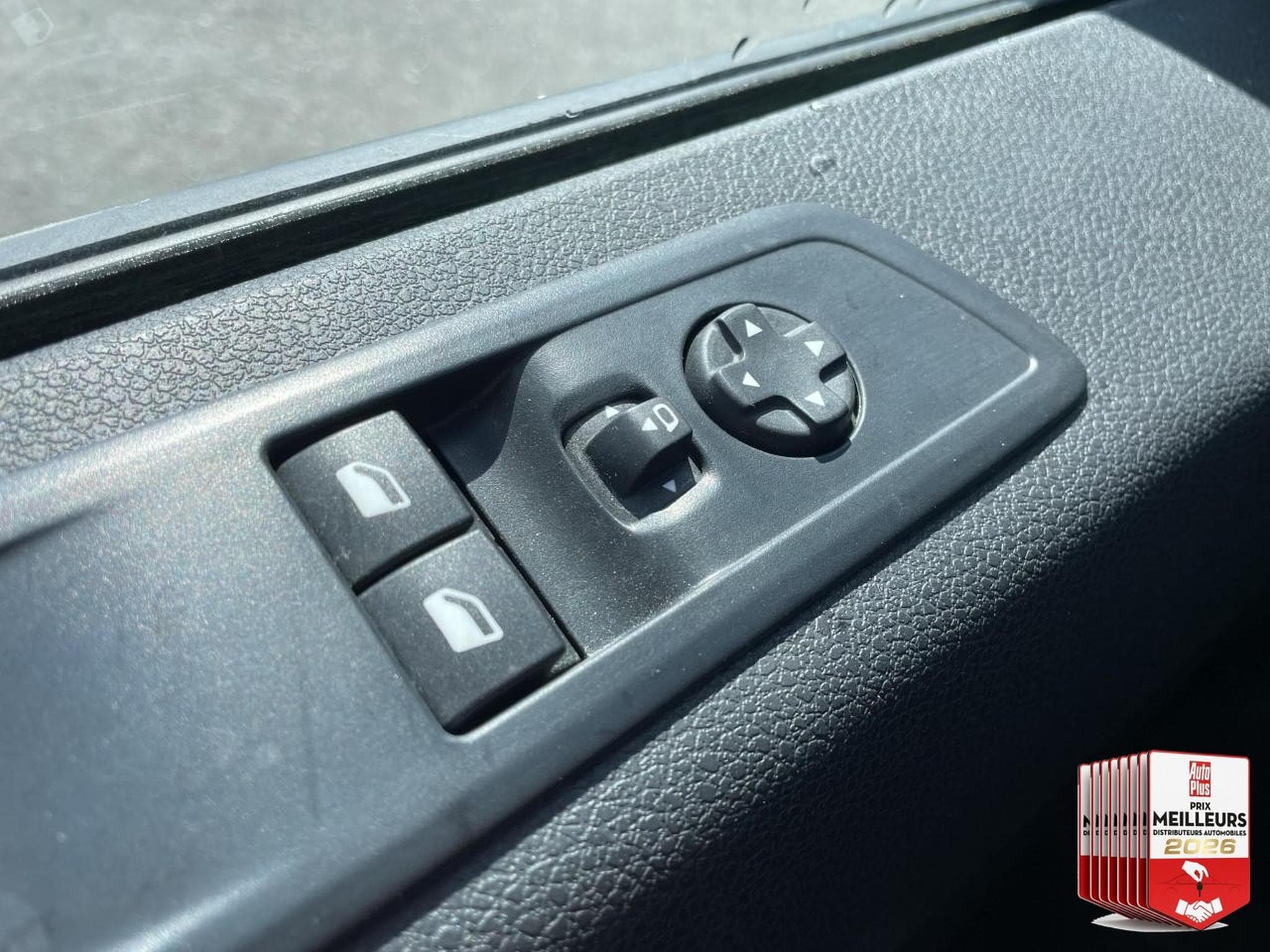 Peugeot Expert M 2.0 BLUEHDI 180 PACK PREMIUM CONNECT EAT8 (2024) - Foto 31