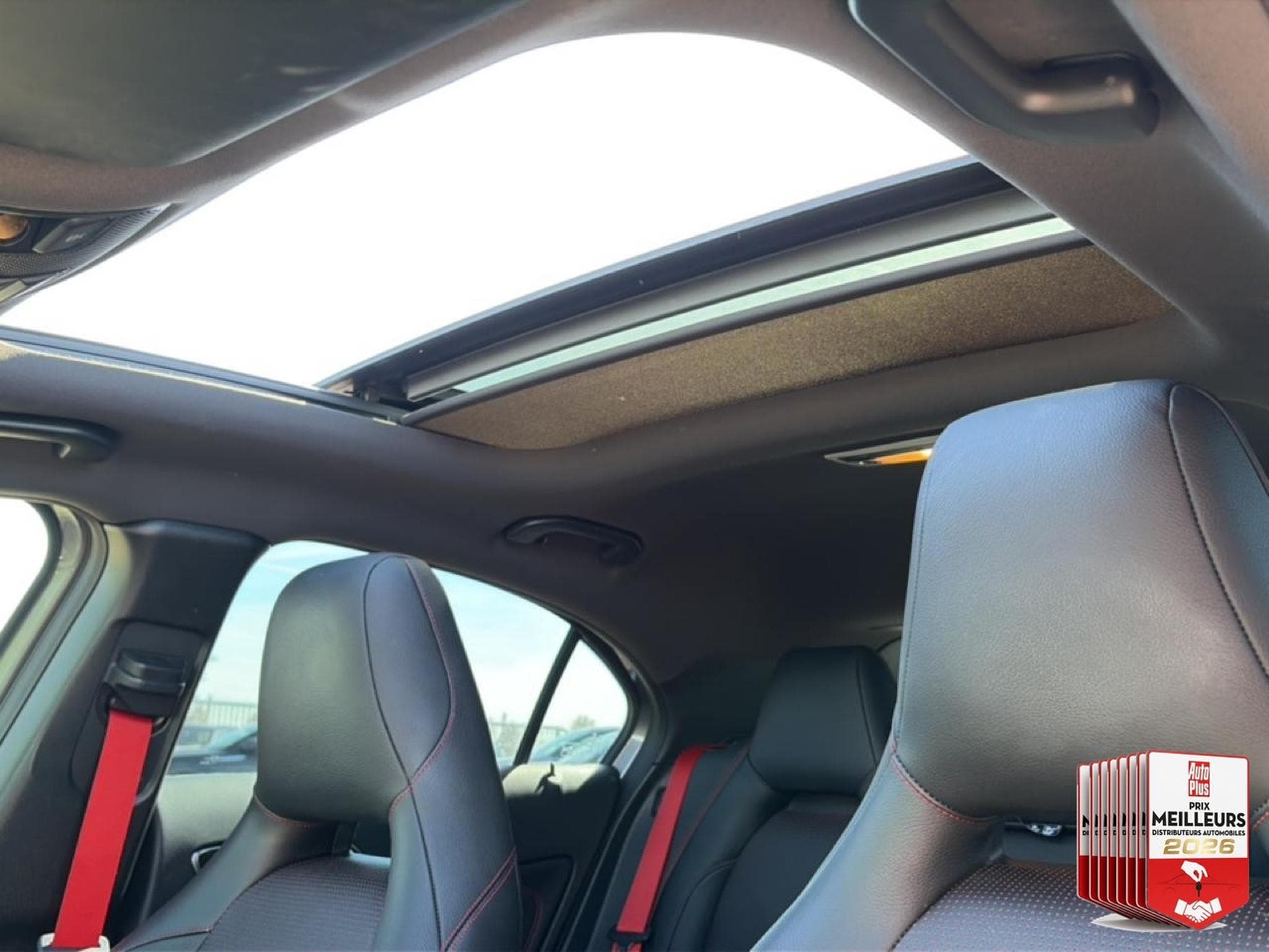 Mercedes CLASSE A 250 VERSION SPORT 7G-DCT (2015) - Foto 22