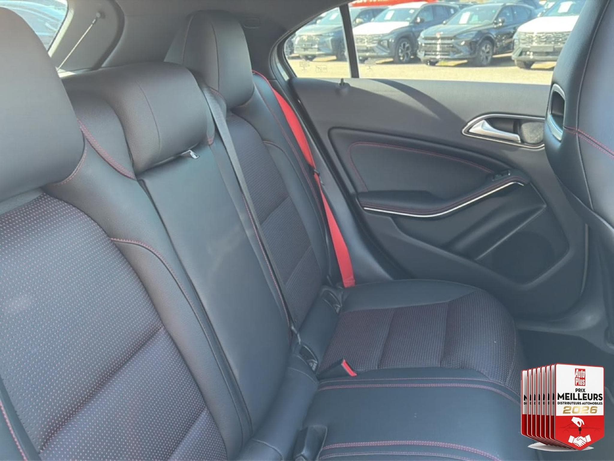 Mercedes CLASSE A 250 VERSION SPORT 7G-DCT (2015) - Foto 28