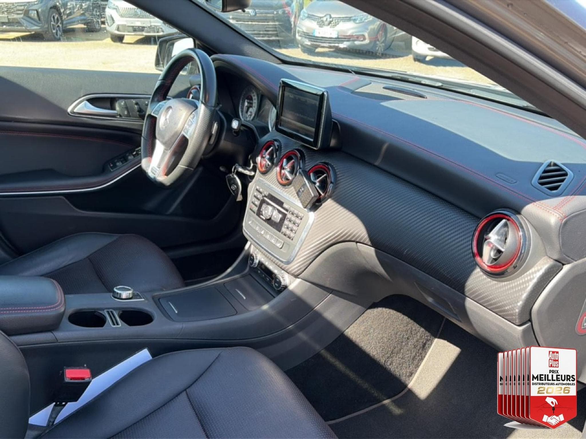Mercedes CLASSE A 250 VERSION SPORT 7G-DCT (2015) - Foto 29