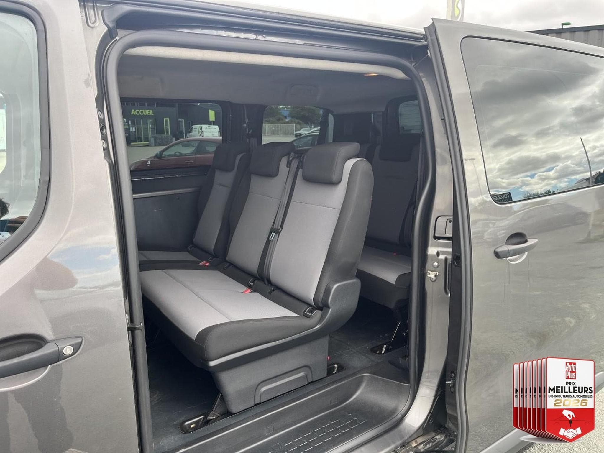 Peugeot TRAVELLER 1.5 BLUEHDI 120 STANDARD BUSINESS 9PL (2020) - Photo 17