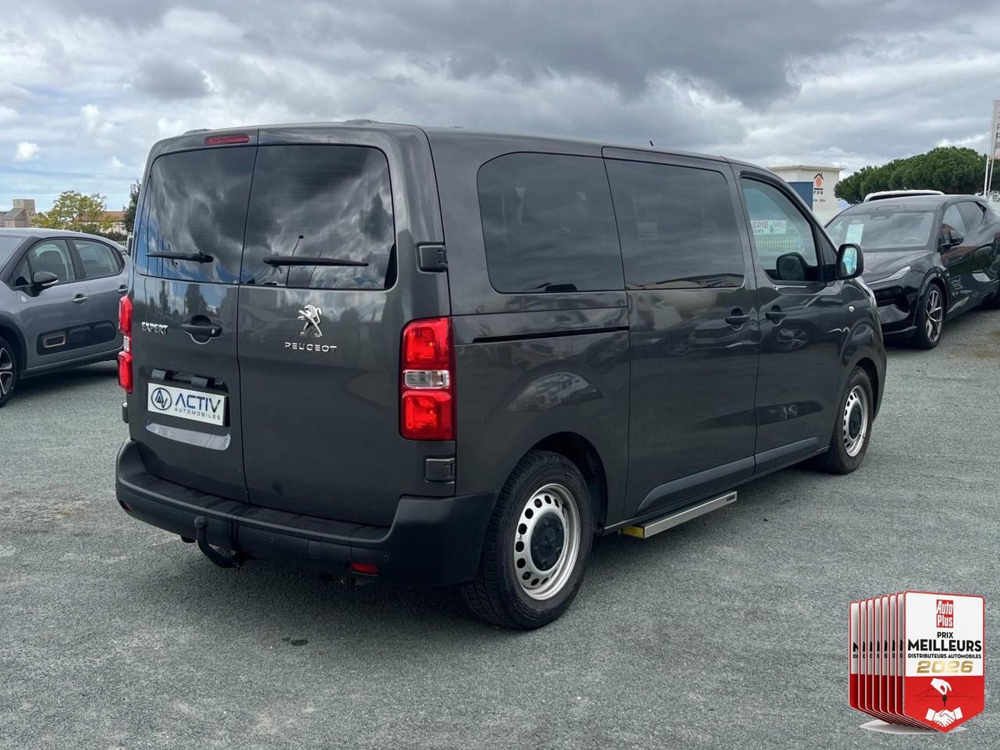 Peugeot TRAVELLER 1.5 BLUEHDI 120 STANDARD BUSINESS 9PL (2020) - Photo 25