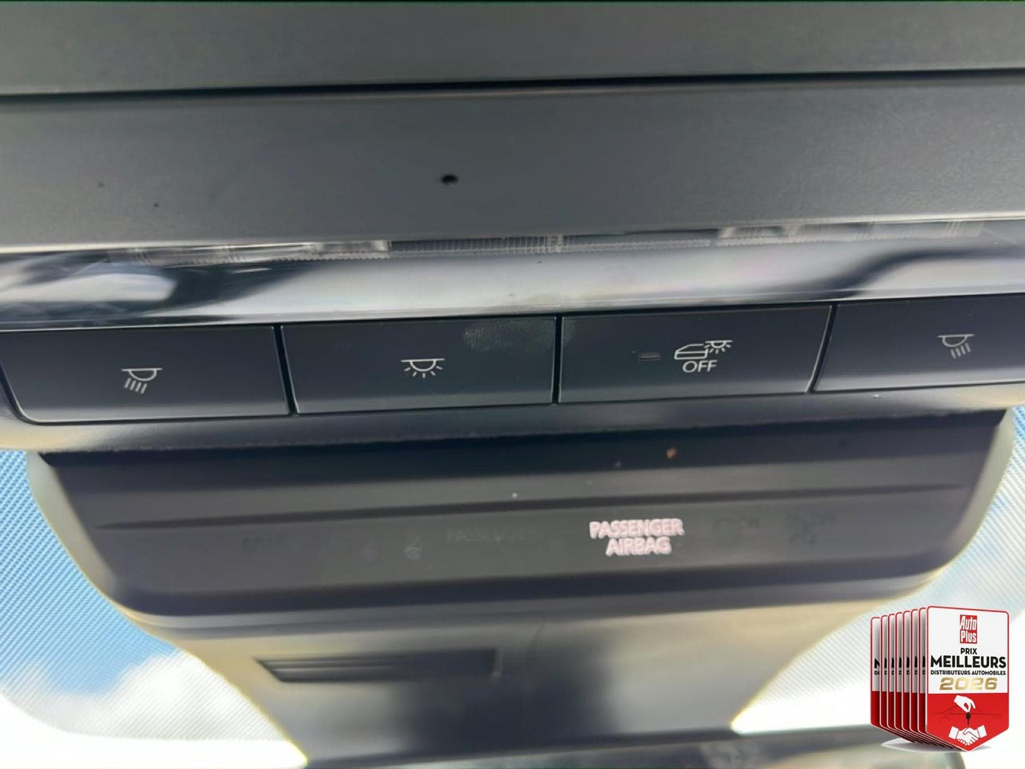 Mazda Mazda3 2.0 E-SKYACTIV-G M-HYBRID 122 BUSINESS EXECUTIVE BVA 2022 (2023) - Photo 26