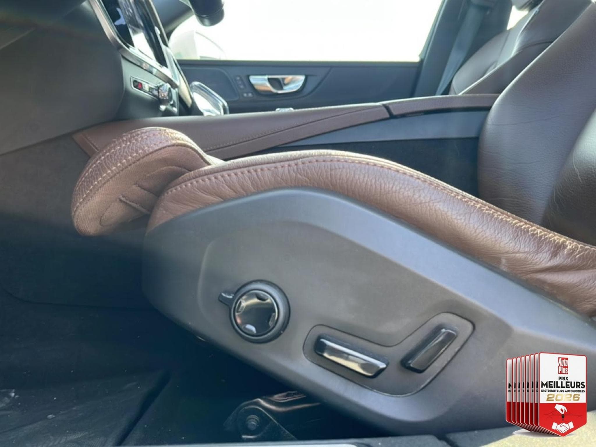 Volvo S60 2.0 T6 340 INSCRIPTION LUXE GEARTRONIC 8 (2021) - Photo 30