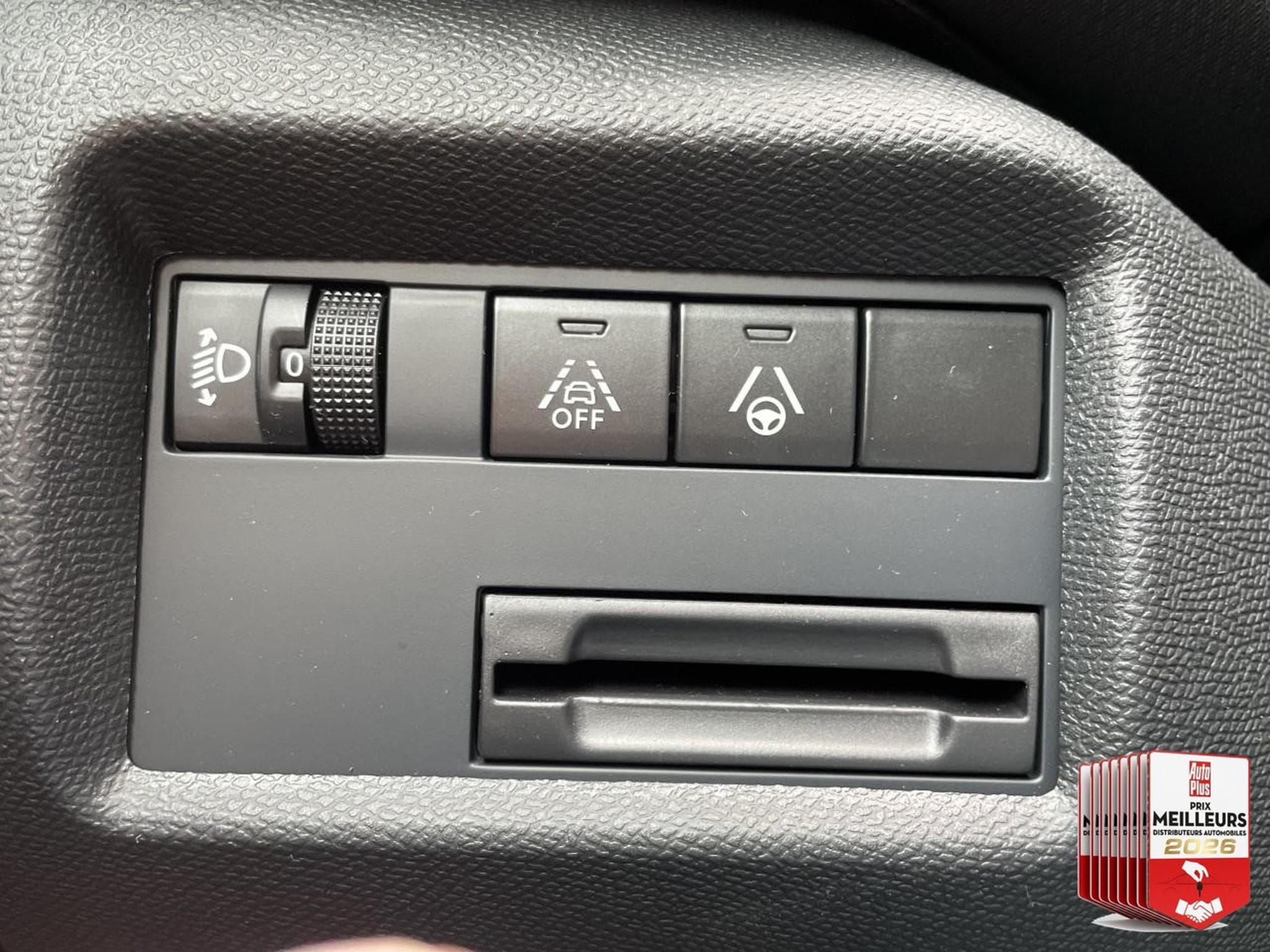 Citroën C5 AIRCROSS 1.2 HYBRIDE 145 MAX BOITE AUTOMATIQUE (2025) - Foto 17